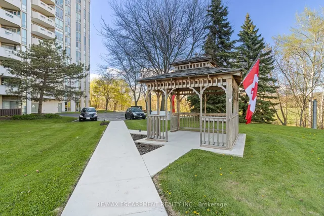 Additional property image - 5070 Pinedale Ave Unit 302