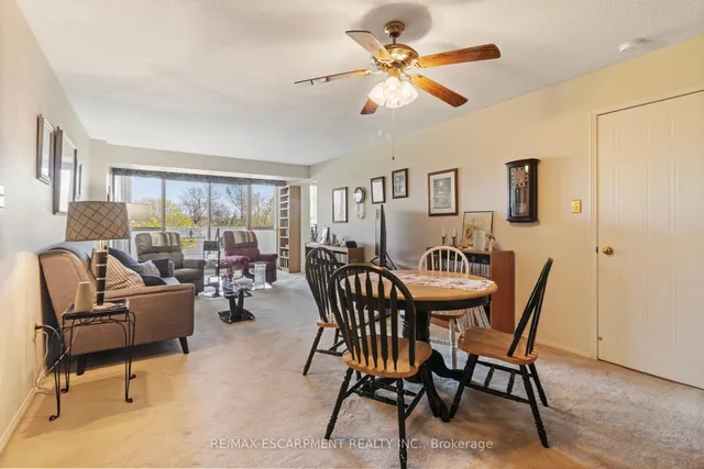 Additional property image - 5070 Pinedale Ave Unit 302