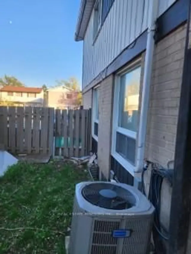 Additional property image - 19 Horseshoe Crt