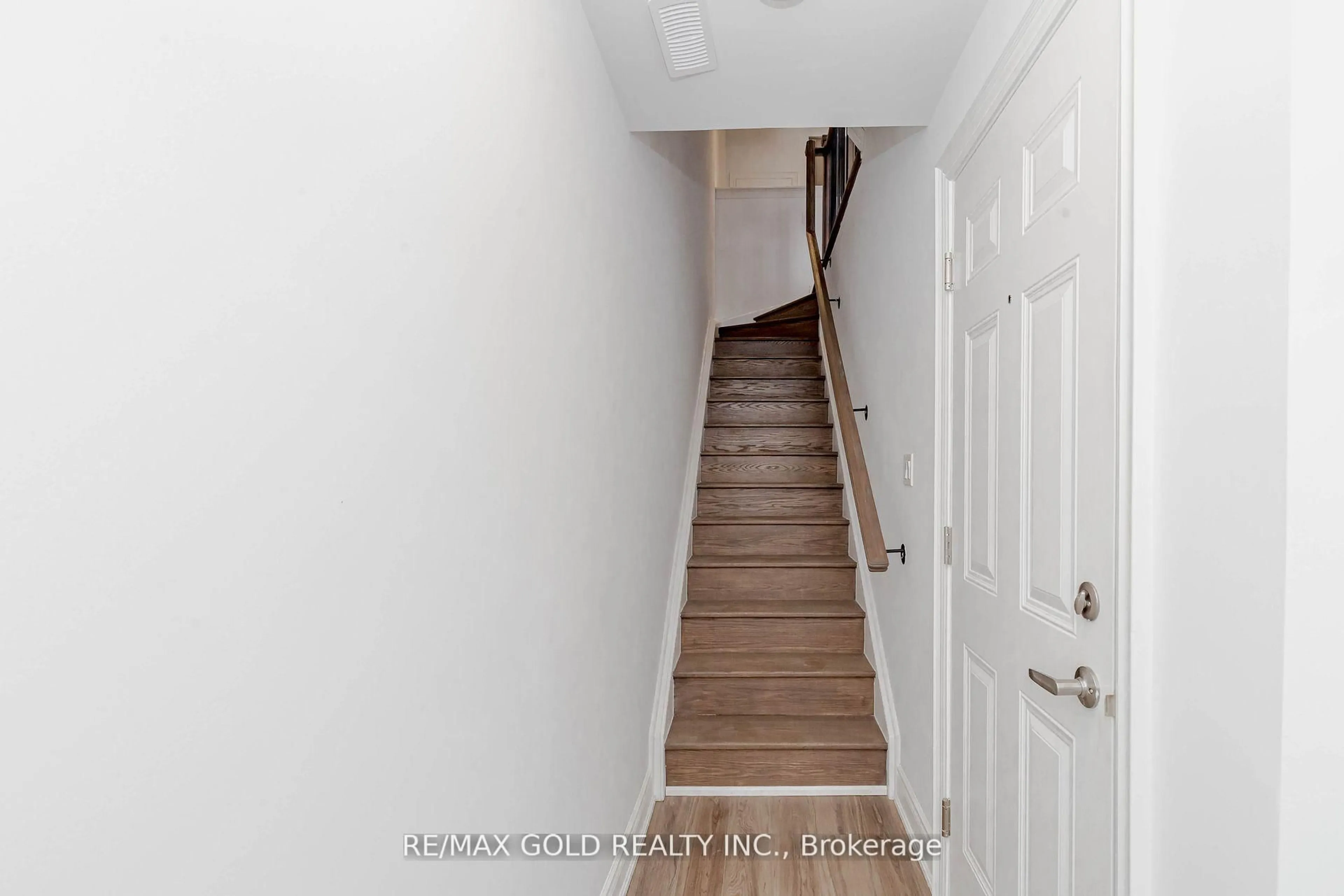 Unknown for 55 Lunar Cres #151, Mississauga Ontario L5M 2R2