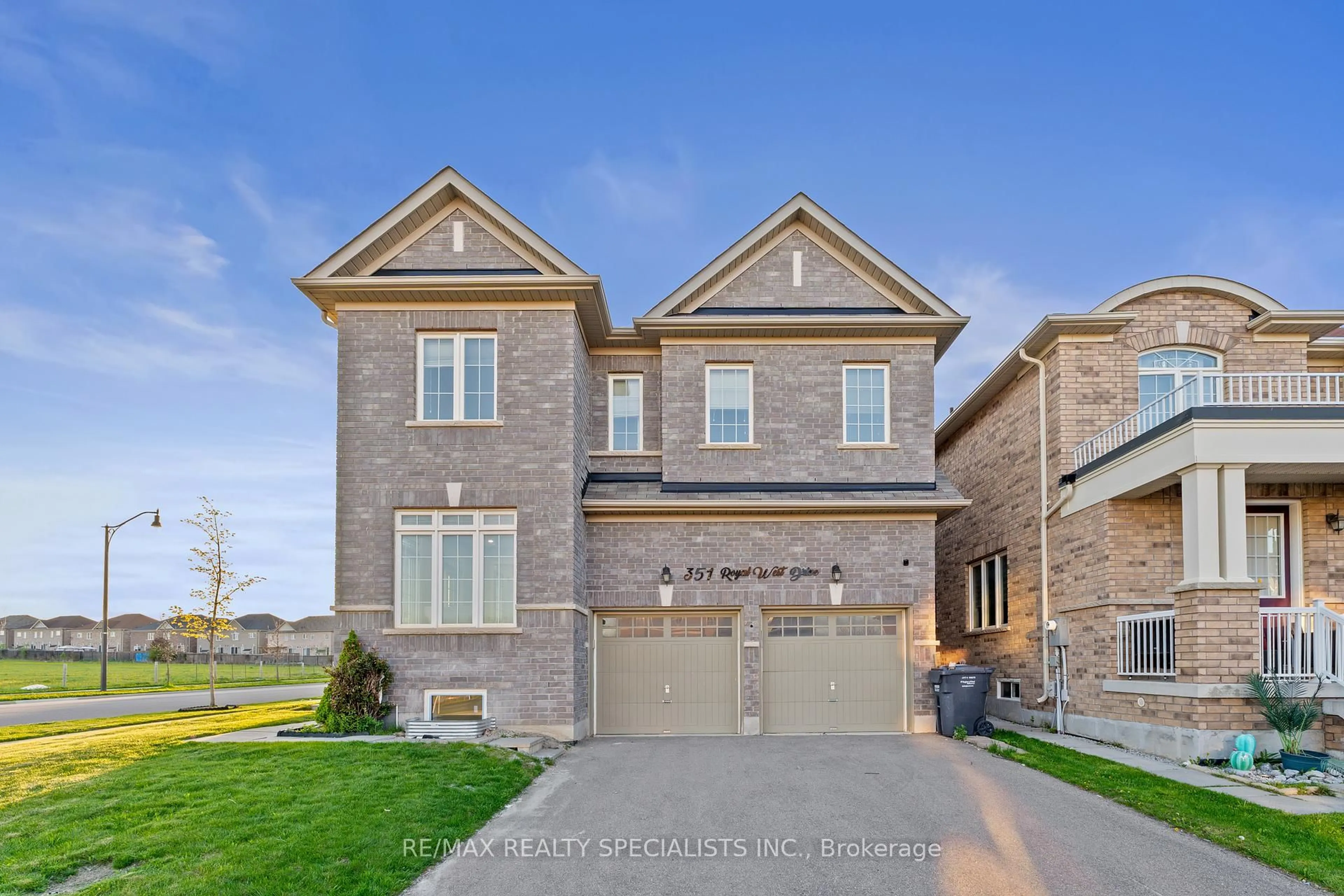 Home with brick exterior material, street for 351 Royal West Dr, Brampton Ontario L6X 5J6