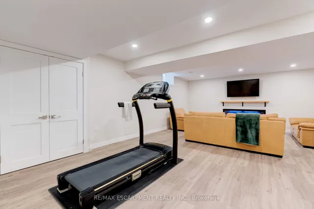Additional property image - 2120 Itabashi Way Unit 229