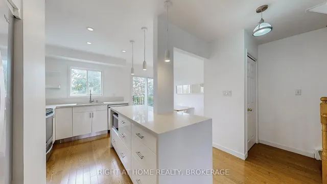 Additional property image - 371 Fairgate Way