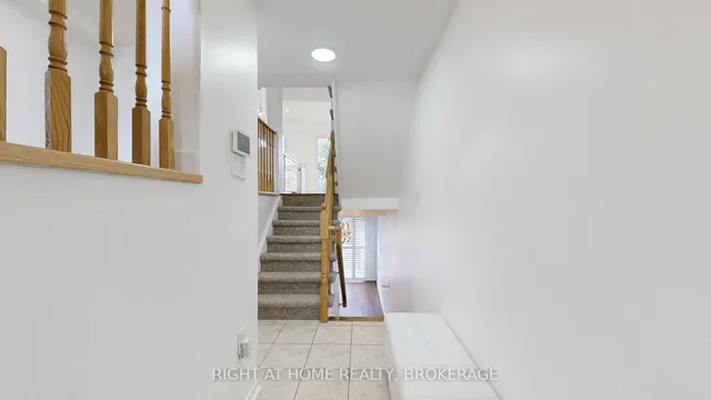 Additional property image - 371 Fairgate Way