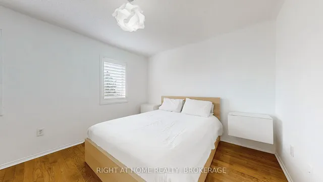Additional property image - 371 Fairgate Way
