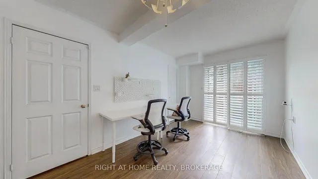 Additional property image - 371 Fairgate Way