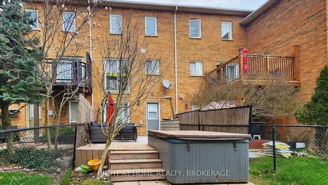 Additional property image - 371 Fairgate Way
