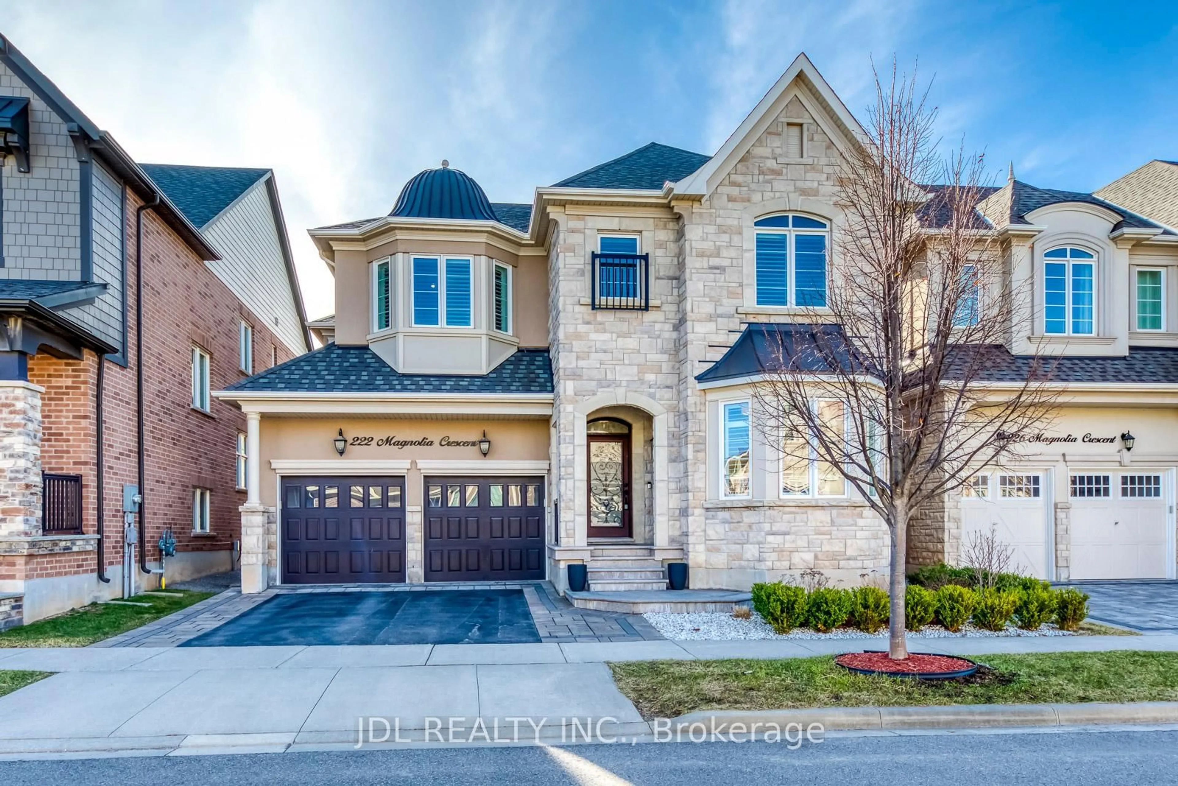 Home with brick exterior material, street for 222 Magnolia Cres, Oakville Ontario L6M 0Z8