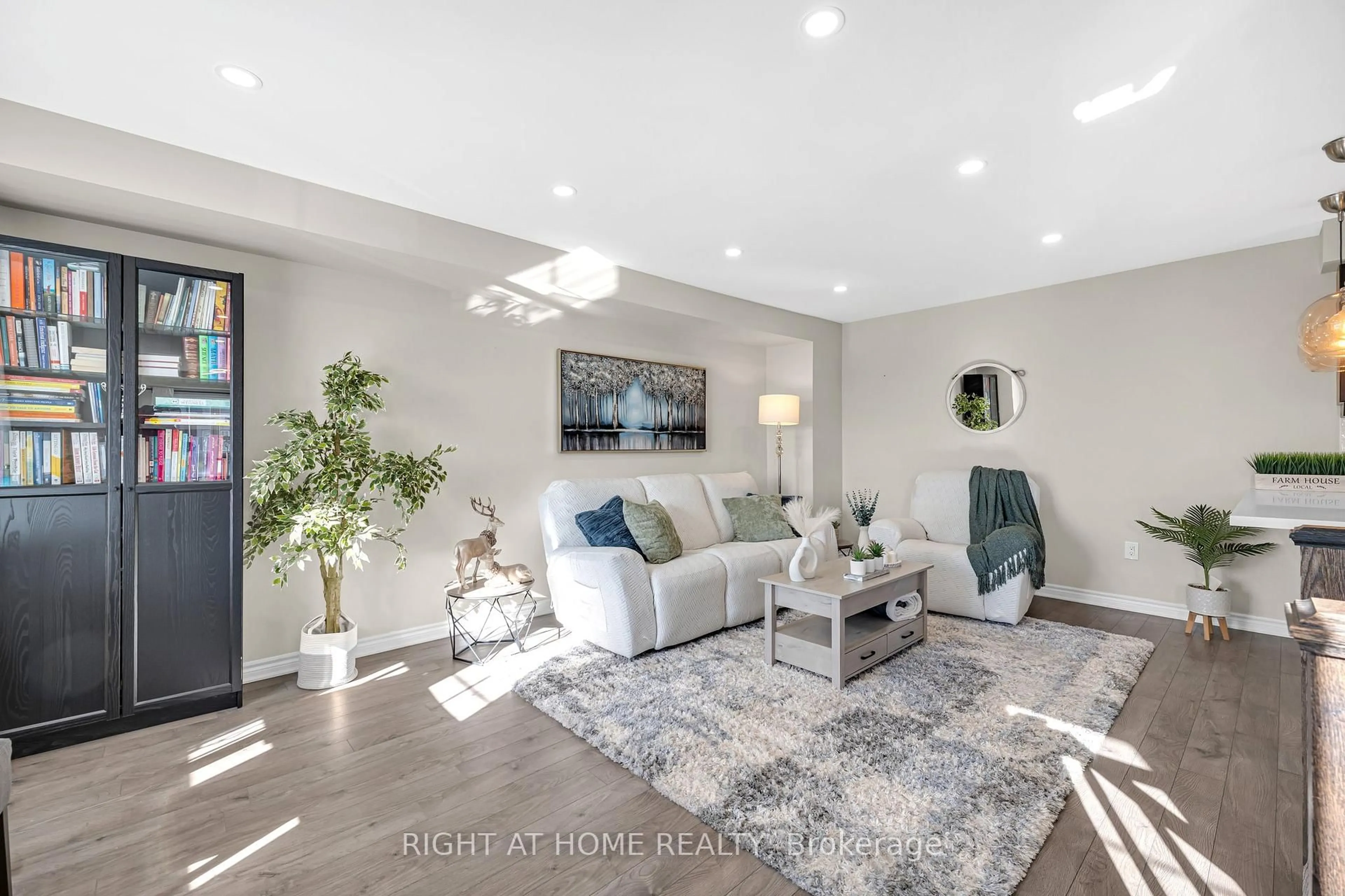 Living room with furniture, unknown for 105 Bond Head Crt, Milton Ontario L9E 1G6