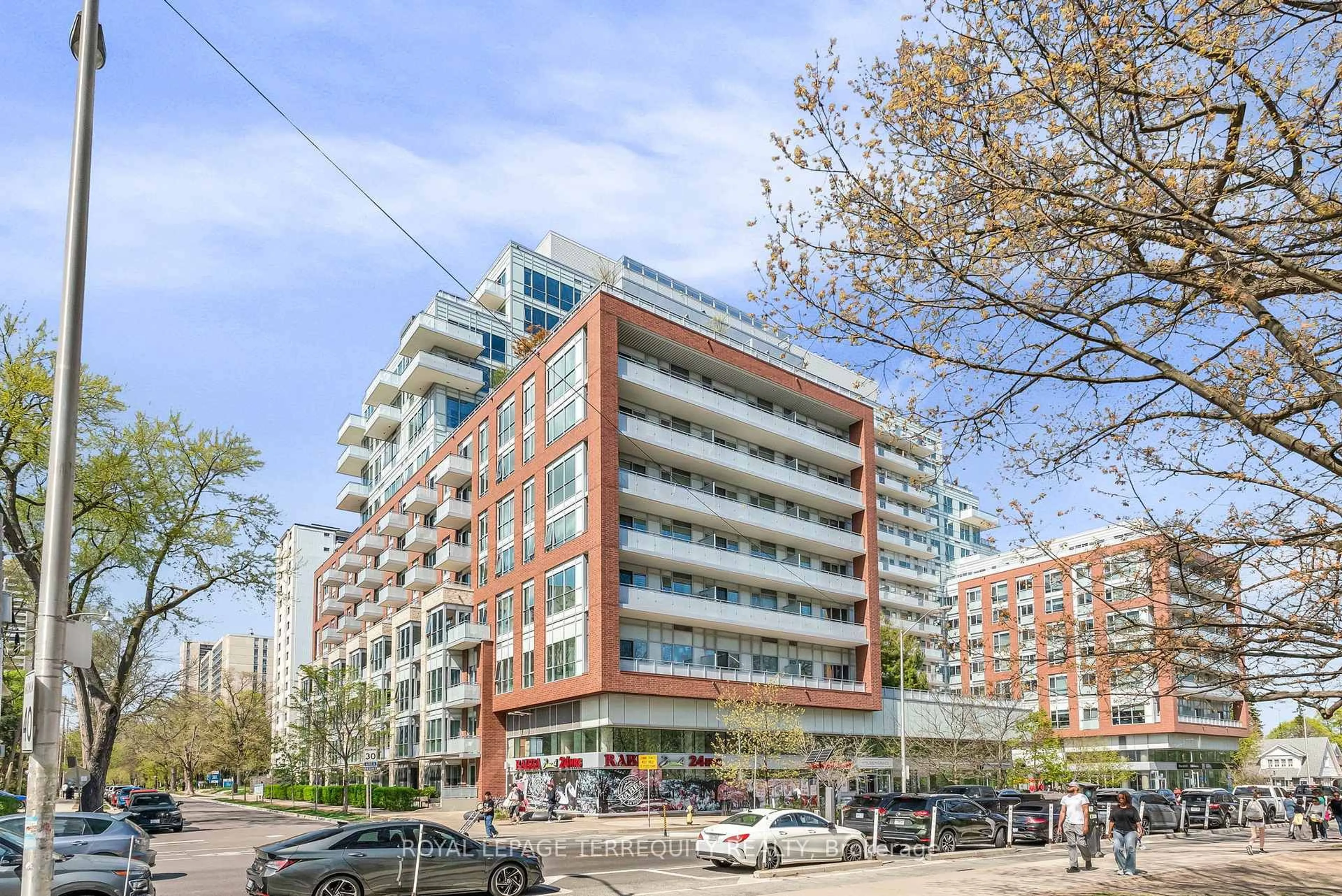 Unknown for 1830 Bloor St #701, Toronto Ontario M6P 0A2