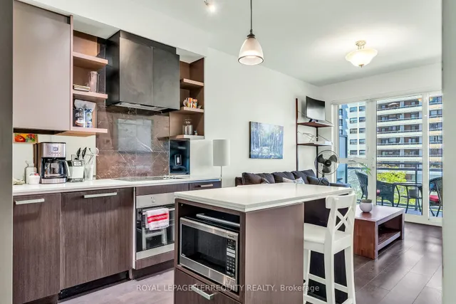 Additional property image - 1830 Bloor St Unit 701
