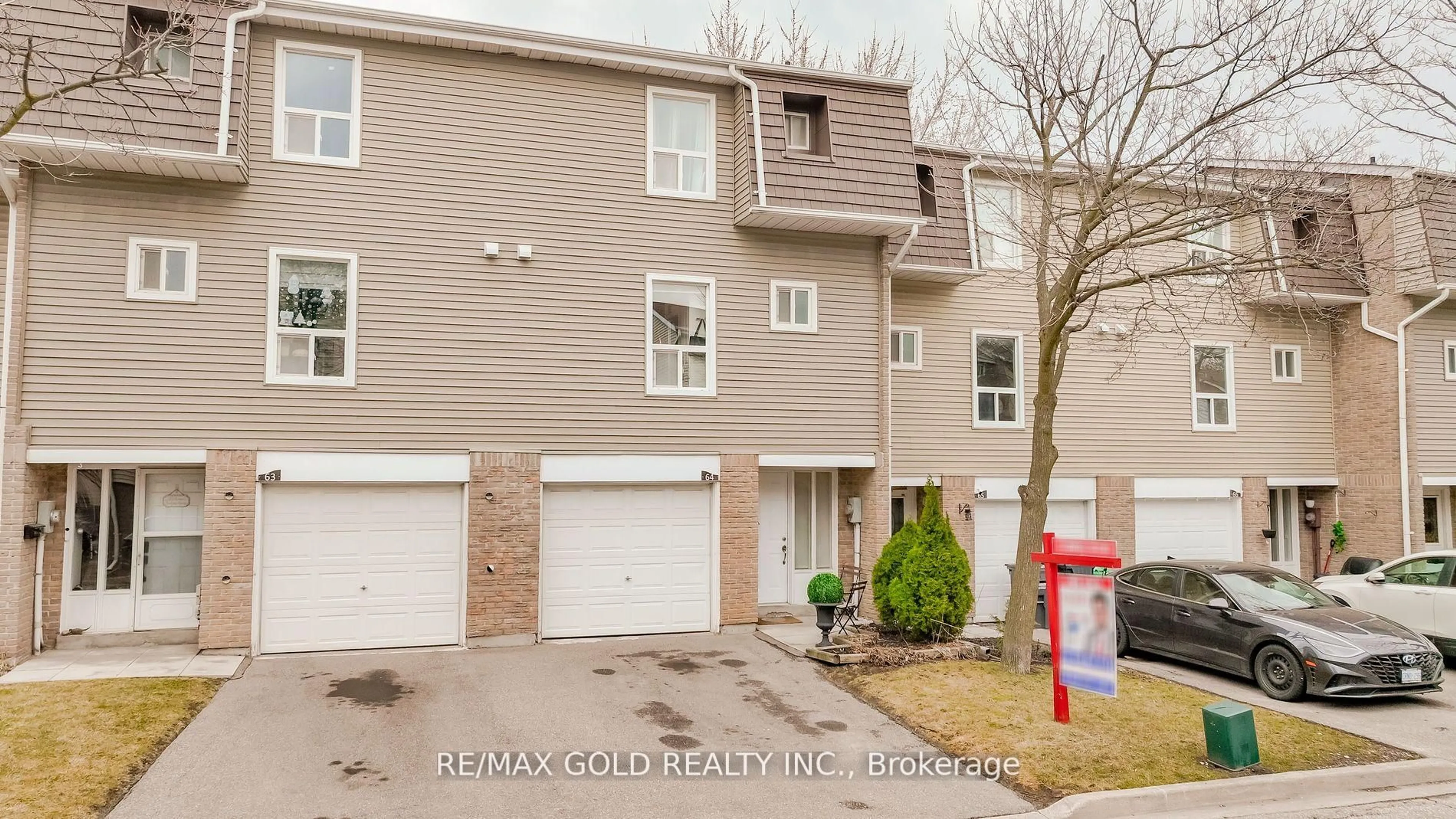 Unknown for 64 Enmount Dr, Brampton Ontario L6T 4C9