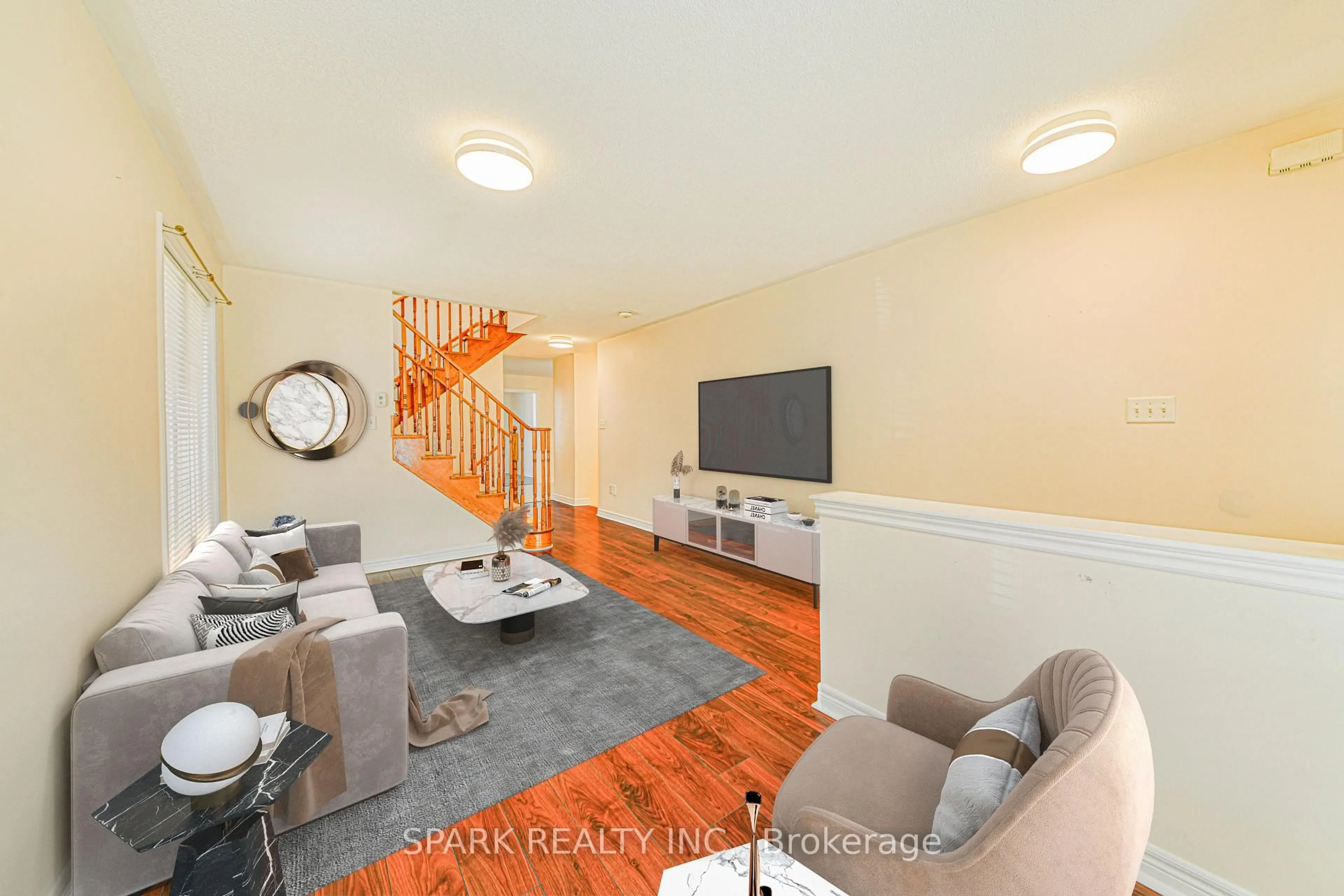 Living room with furniture, unknown for 147 Weston Dr, Milton Ontario L9T 0V6