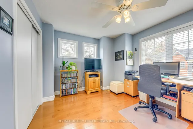 Additional property image - 5223 Fairford Cres Unit 57