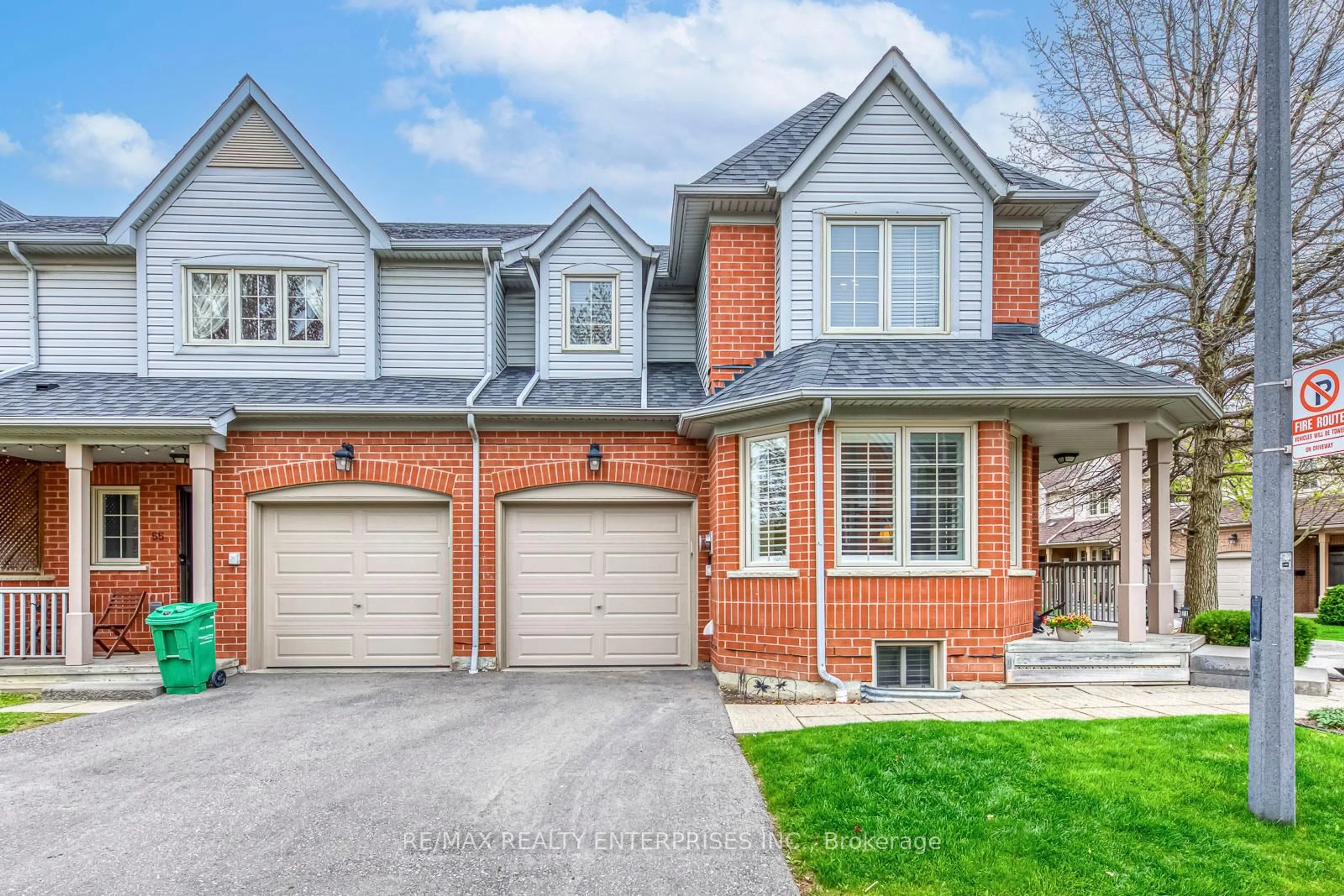 Home with brick exterior material, street for 5223 Fairford Cres #57, Mississauga Ontario L5V 2M6