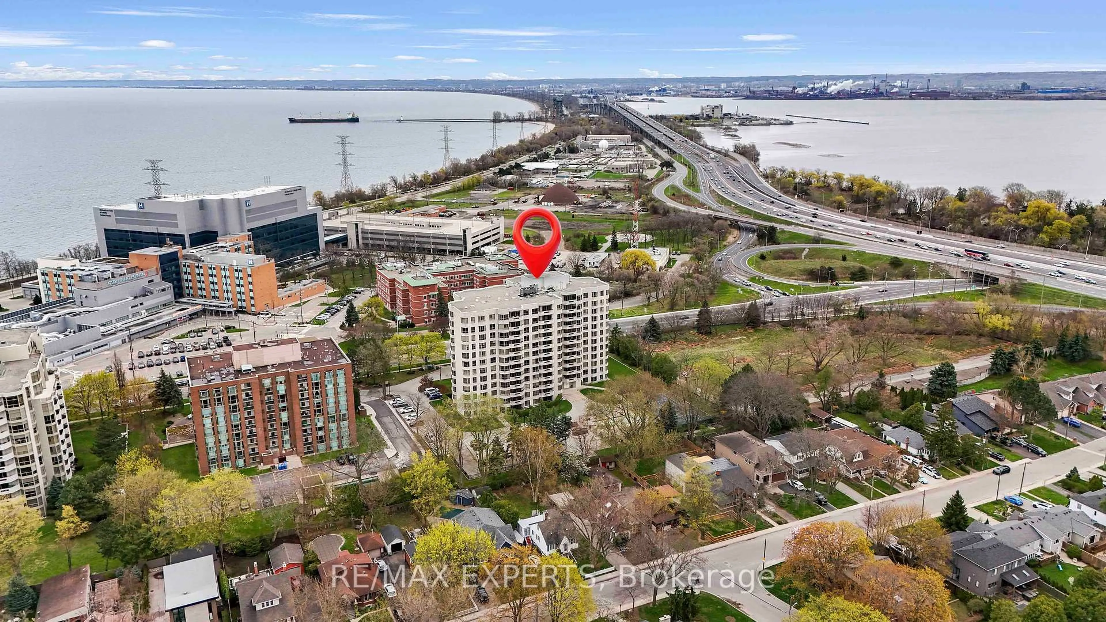 A pic from outside/outdoor area/front of a property/back of a property/a pic from drone, water/lake/river/ocean view for 1201 North Shore Blvd #809, Burlington Ontario L7S 1Z5