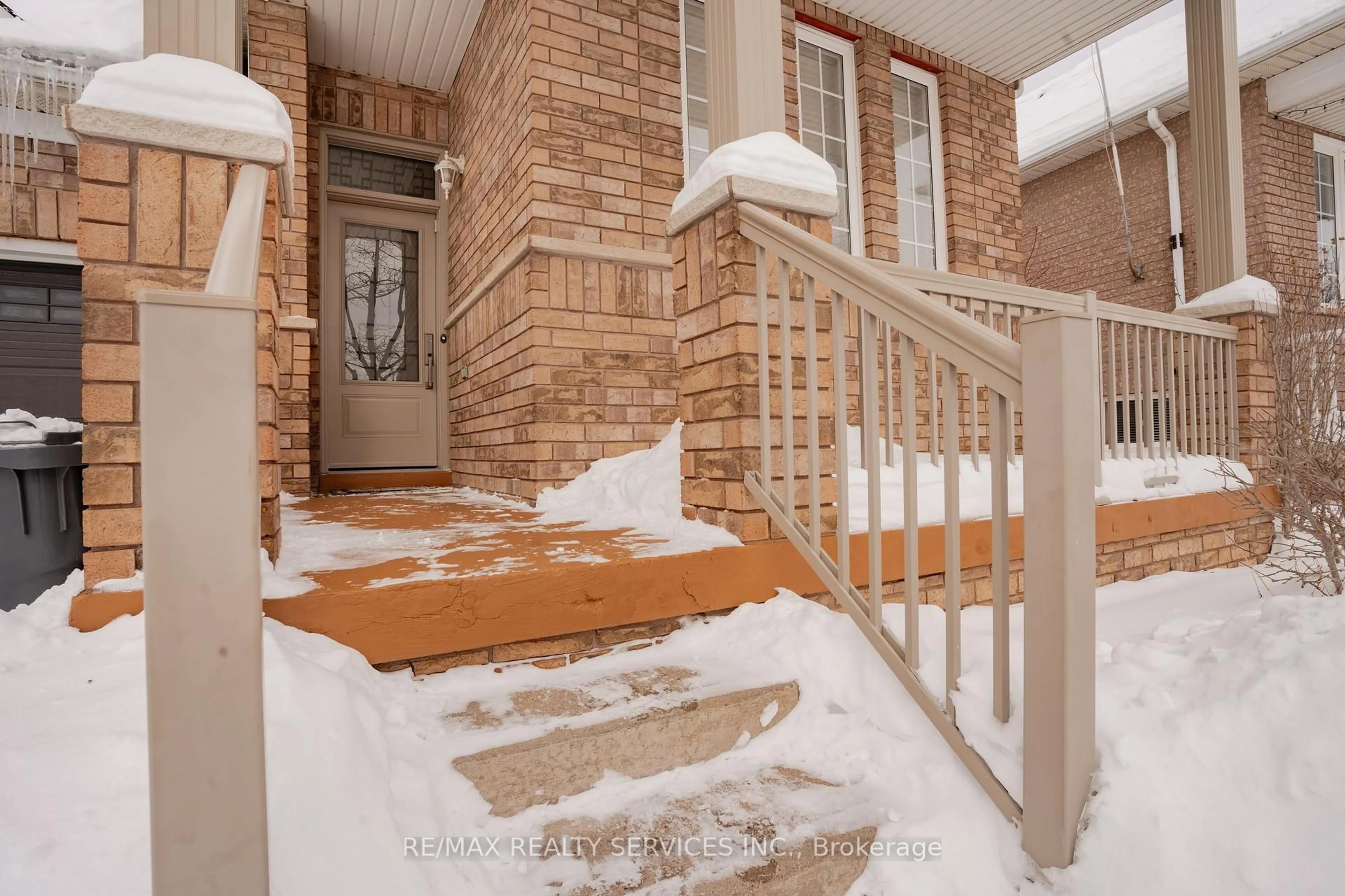 Unknown for 195 Van Scott Dr, Brampton Ontario L7A 1V2