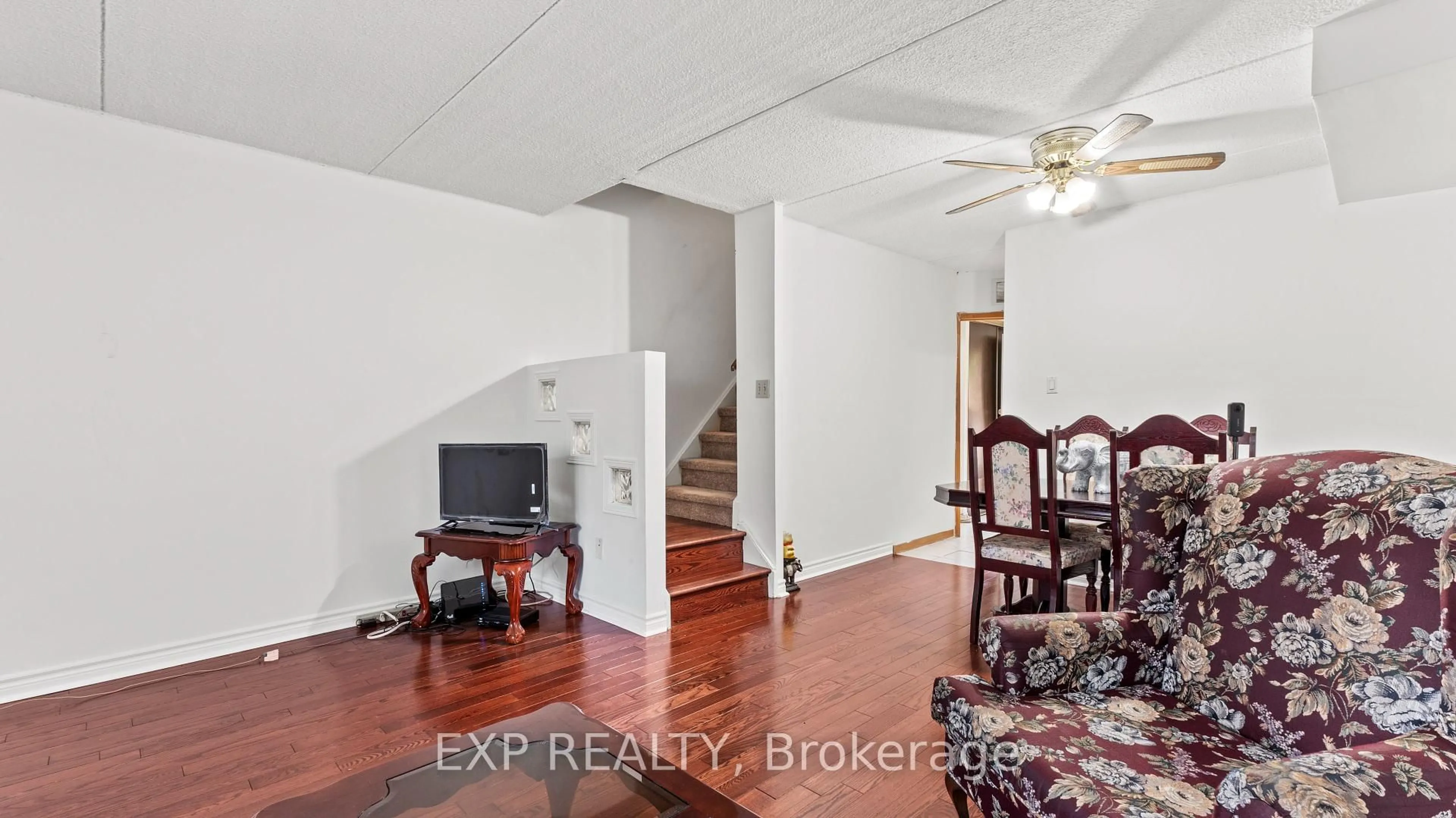Unknown for 180 Mississ Vly Blvd #160, Mississauga Ontario L5M 3M2