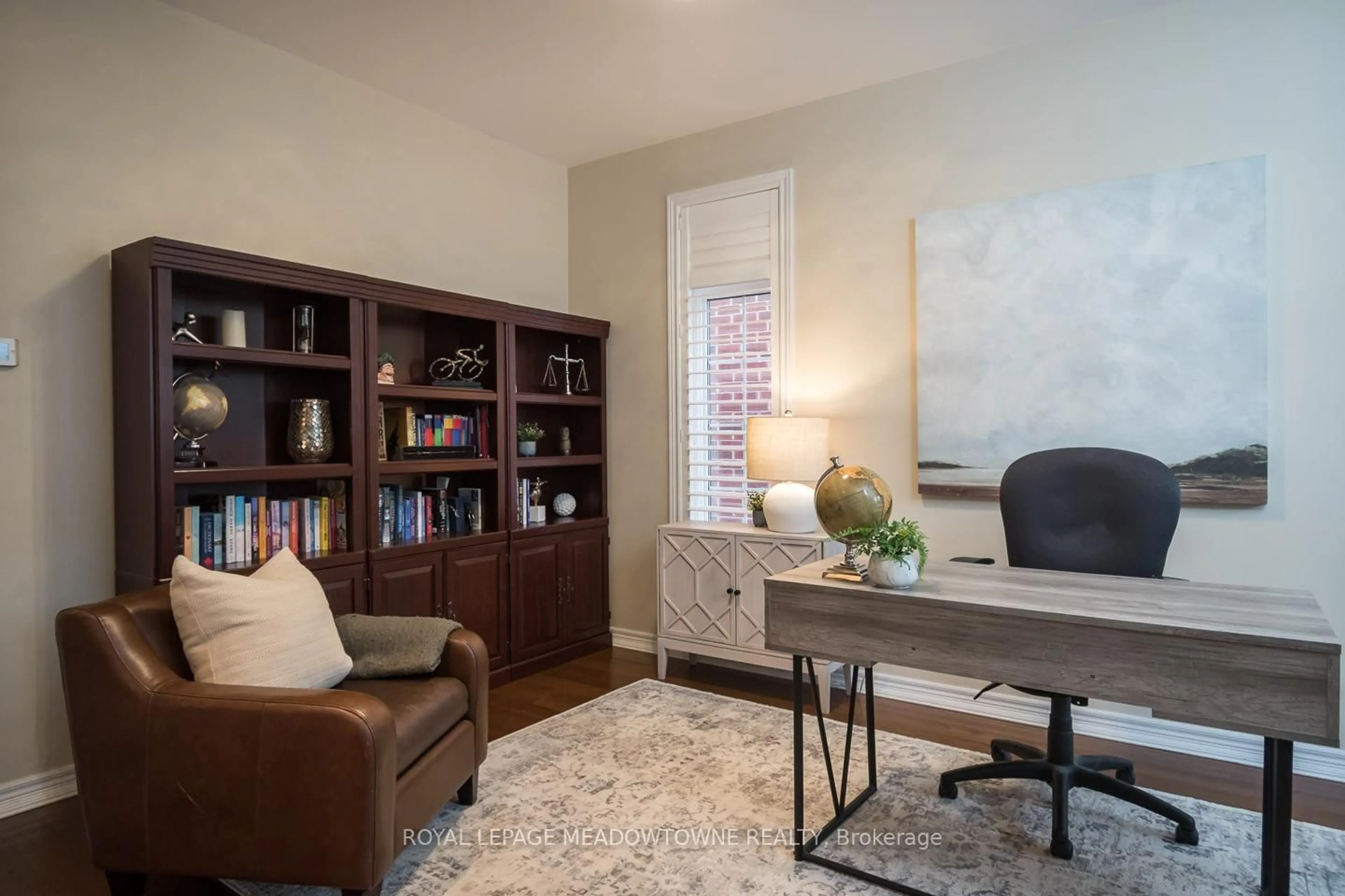 Living room with furniture, unknown for 476 Laundon Terr, Milton Ontario L9T 7X9