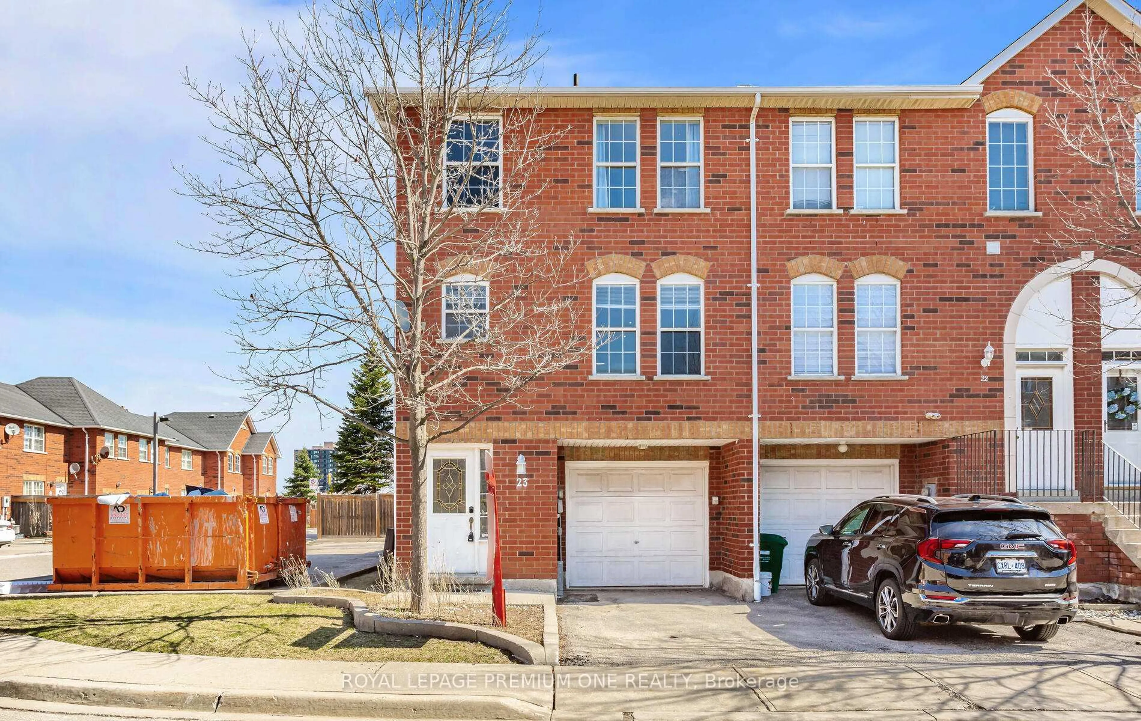 Home with brick exterior material, street for 6860 MeadowvaleTownCentre Circ #23, Mississauga Ontario L5N 7T4