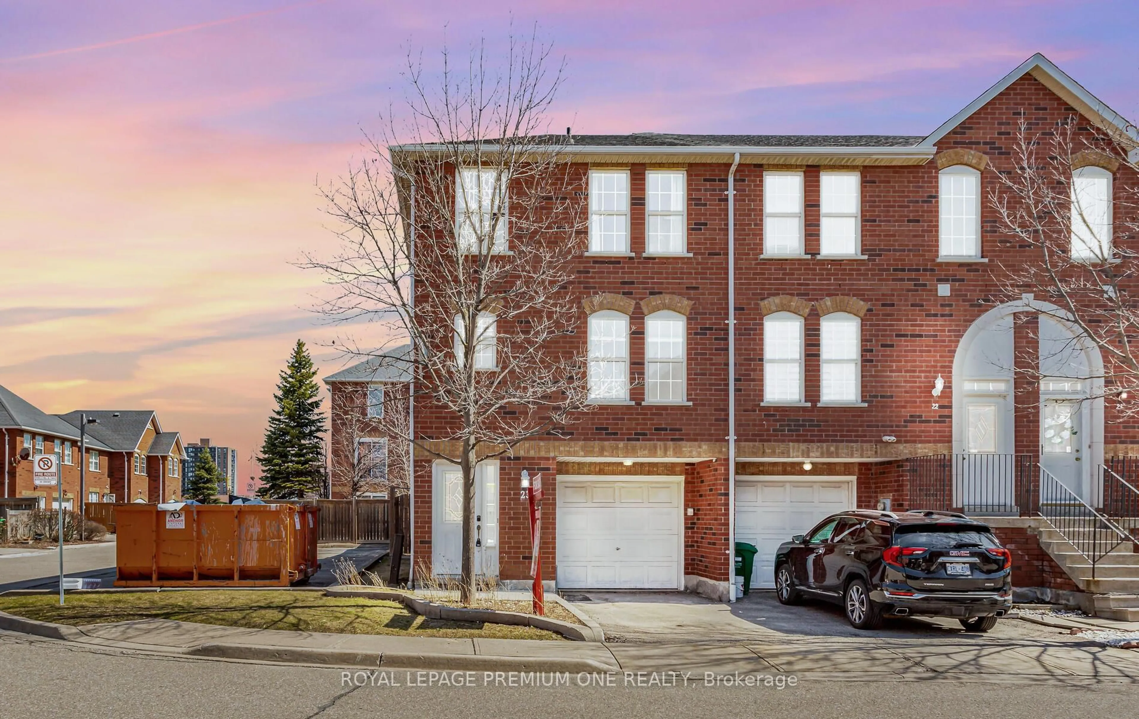 Home with brick exterior material, street for 6860 MeadowvaleTownCentre Circ #23, Mississauga Ontario L5N 7T4