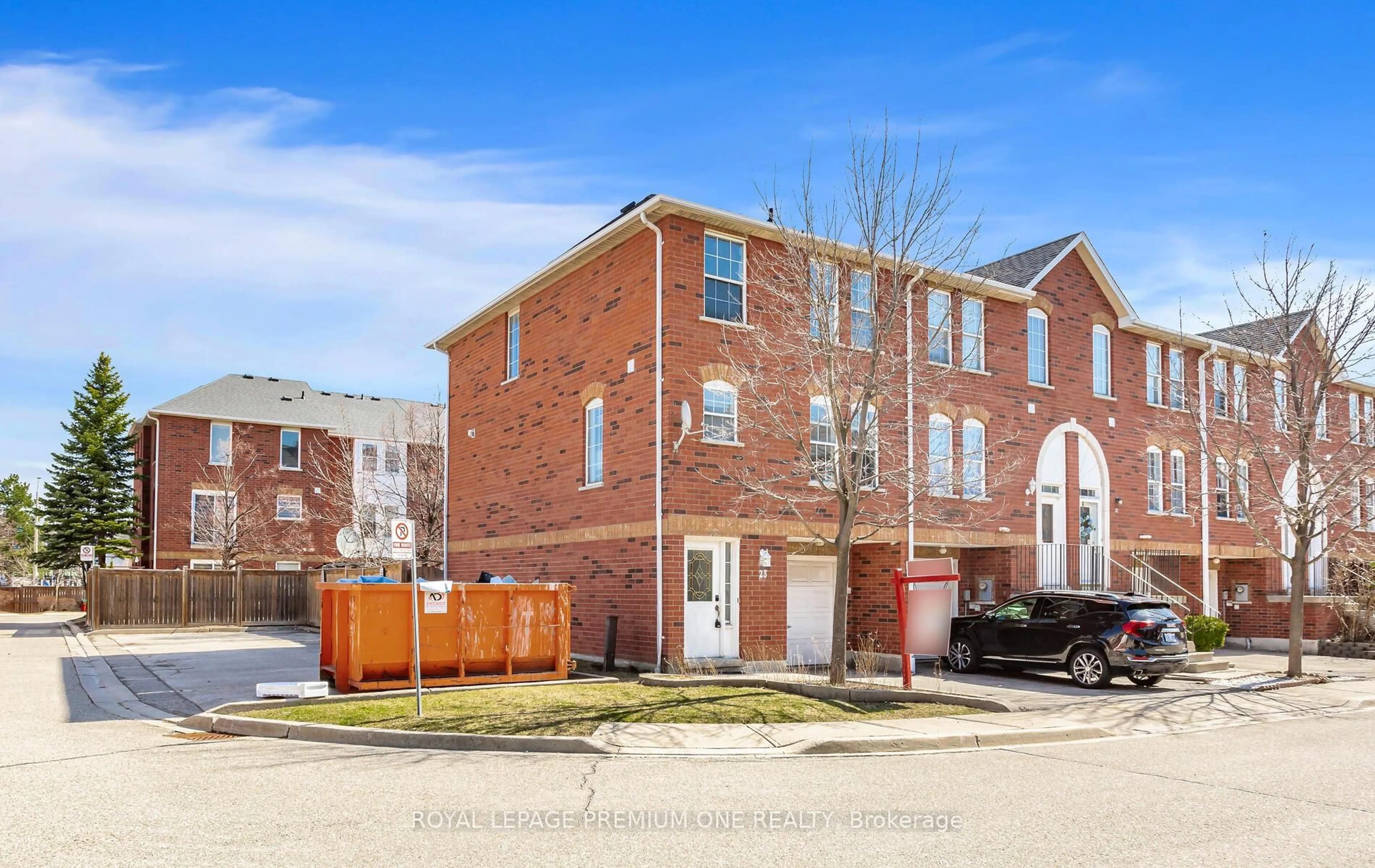 Home with brick exterior material, street for 6860 MeadowvaleTownCentre Circ #23, Mississauga Ontario L5N 7T4