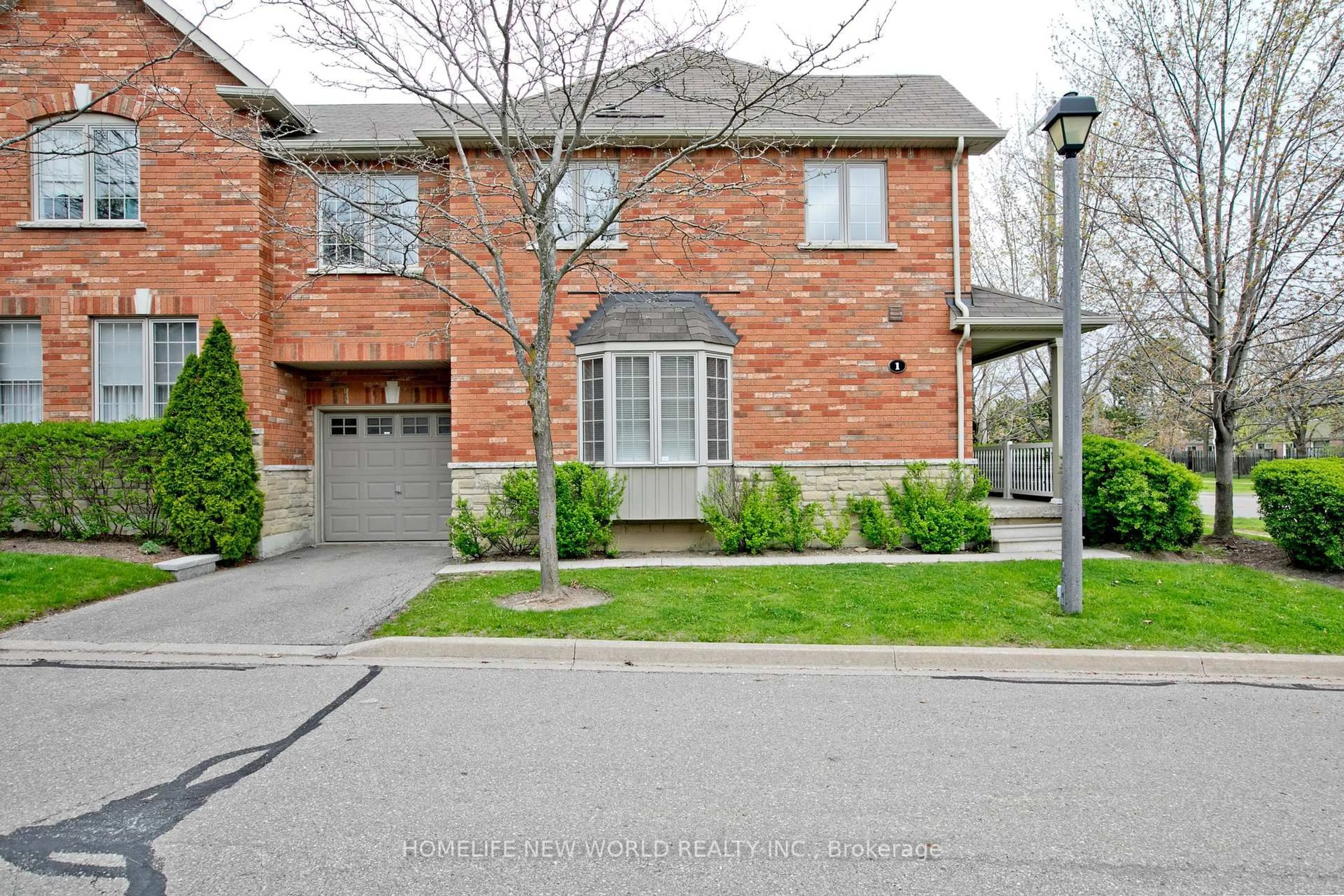 Home with brick exterior material, street for 3040 Fifth Line #1, Mississauga Ontario L5L 0A4