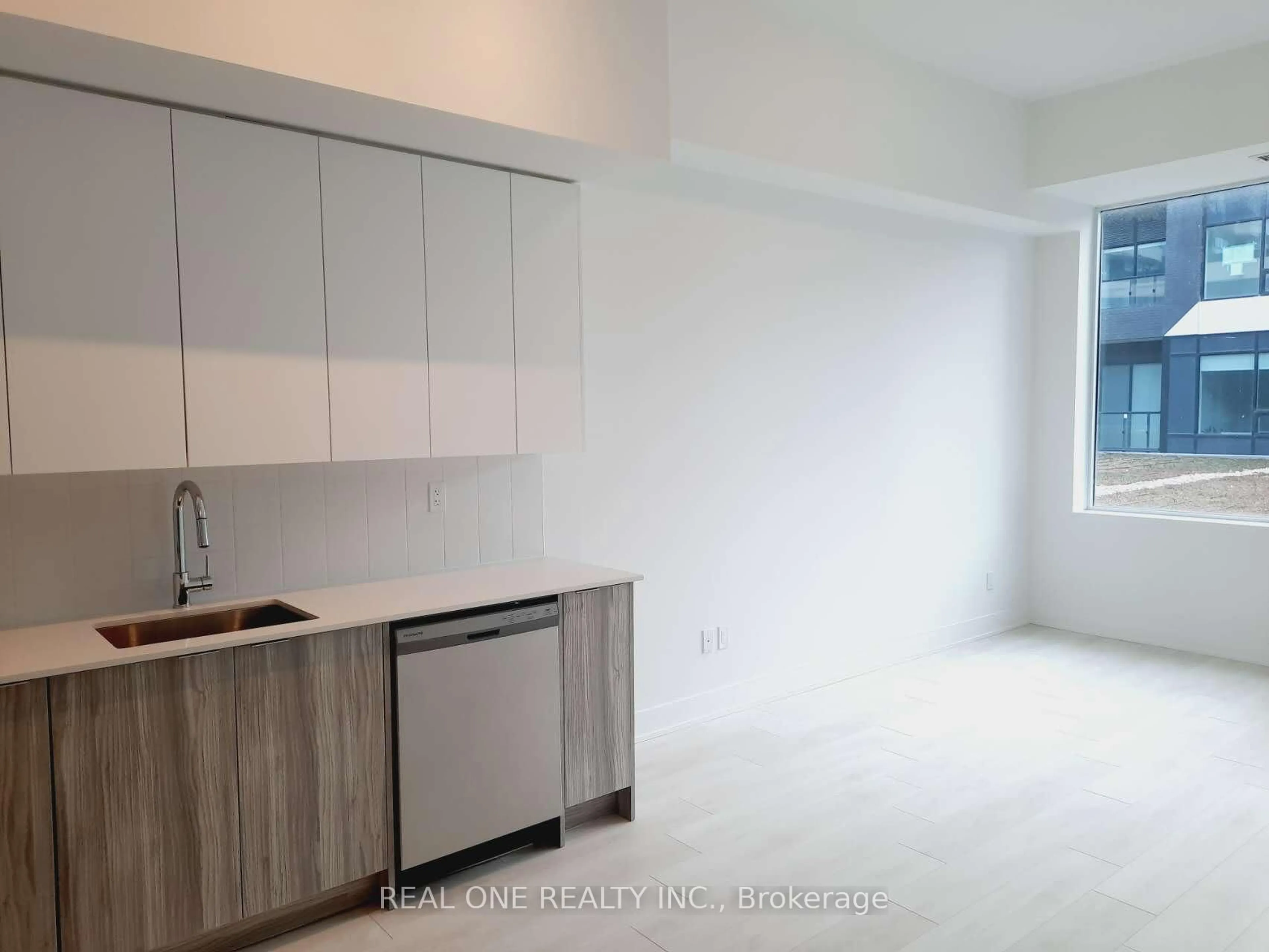 Unknown for 2485 Taunton Rd #351, Oakville Ontario L6H 3R8