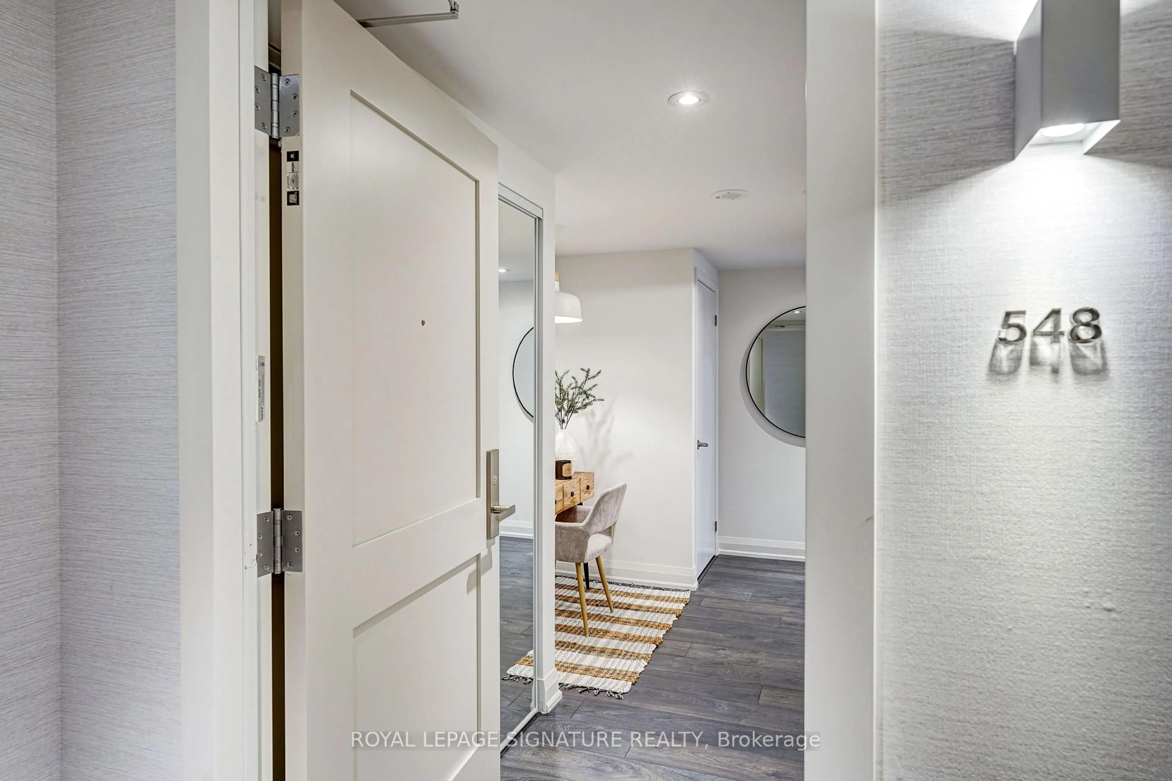 Indoor entryway for 26 Gibbs Rd #548, Toronto Ontario M9B 0E3