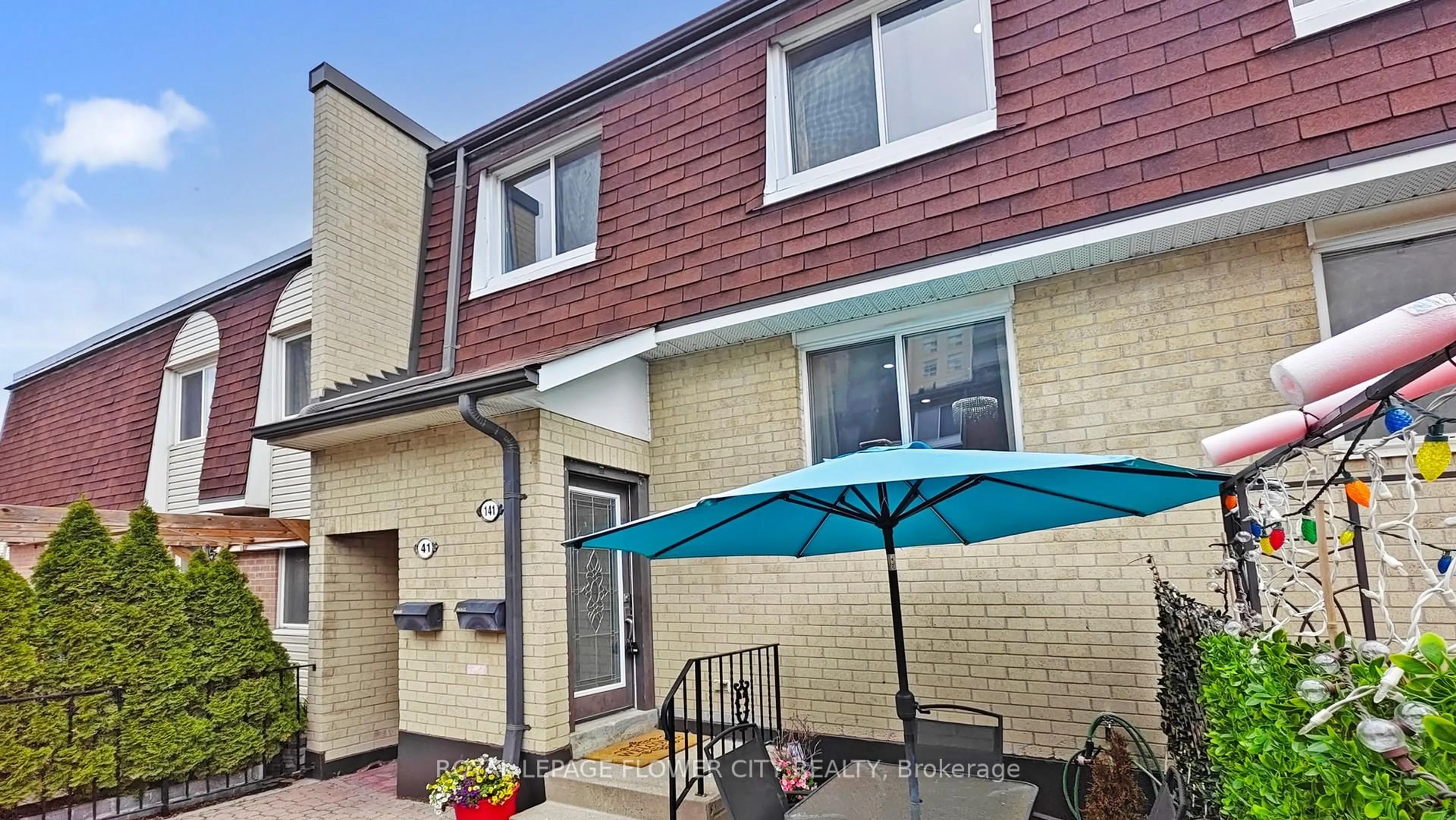 Patio, street for 2170 Bromsgrove Rd #141, Mississauga Ontario L5J 4J2