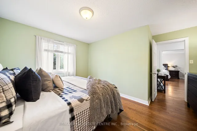 Additional image 14 of 5449 Valleyhigh Dr