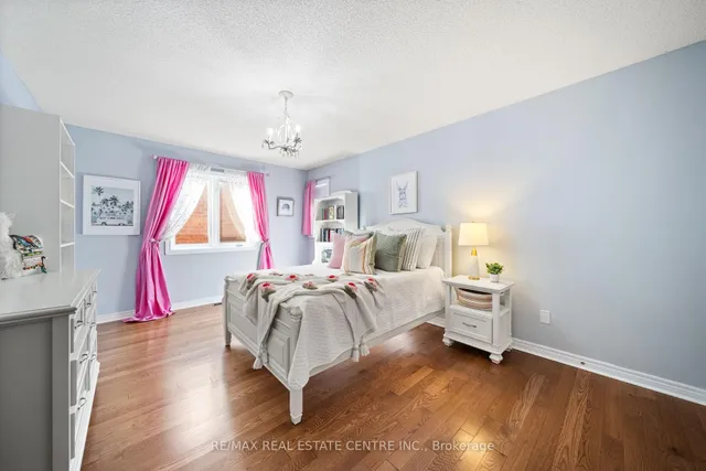 Additional image 10 of 5449 Valleyhigh Dr