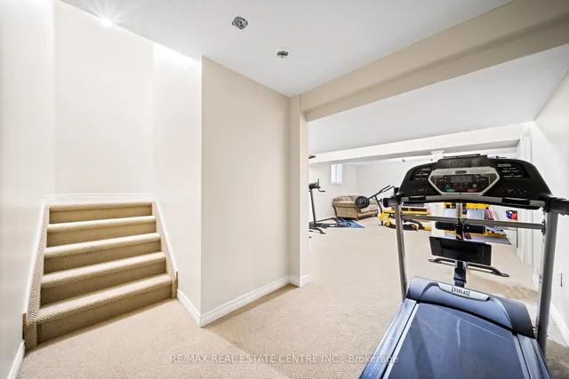Additional image 7 of 5449 Valleyhigh Dr