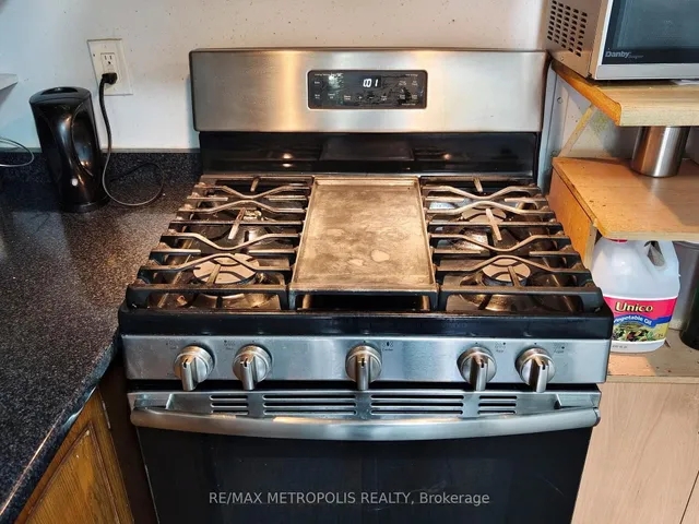 Additional property image - 7033 Netherbrae Rd Unit 8