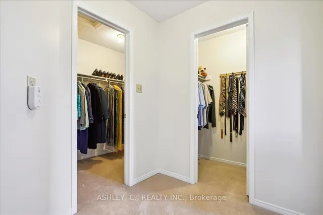 Additional property image - 711 Esprit Cres