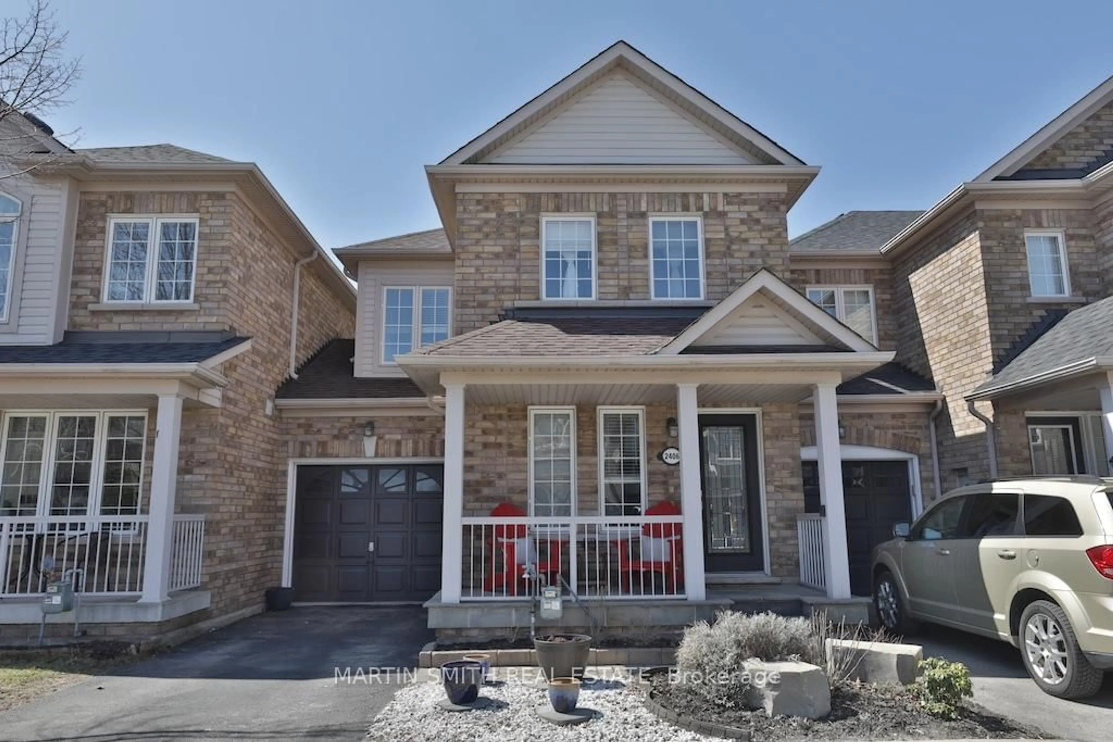 Home with brick exterior material, street for 2406 Curtis Rd, Burlington Ontario L7L 7M5