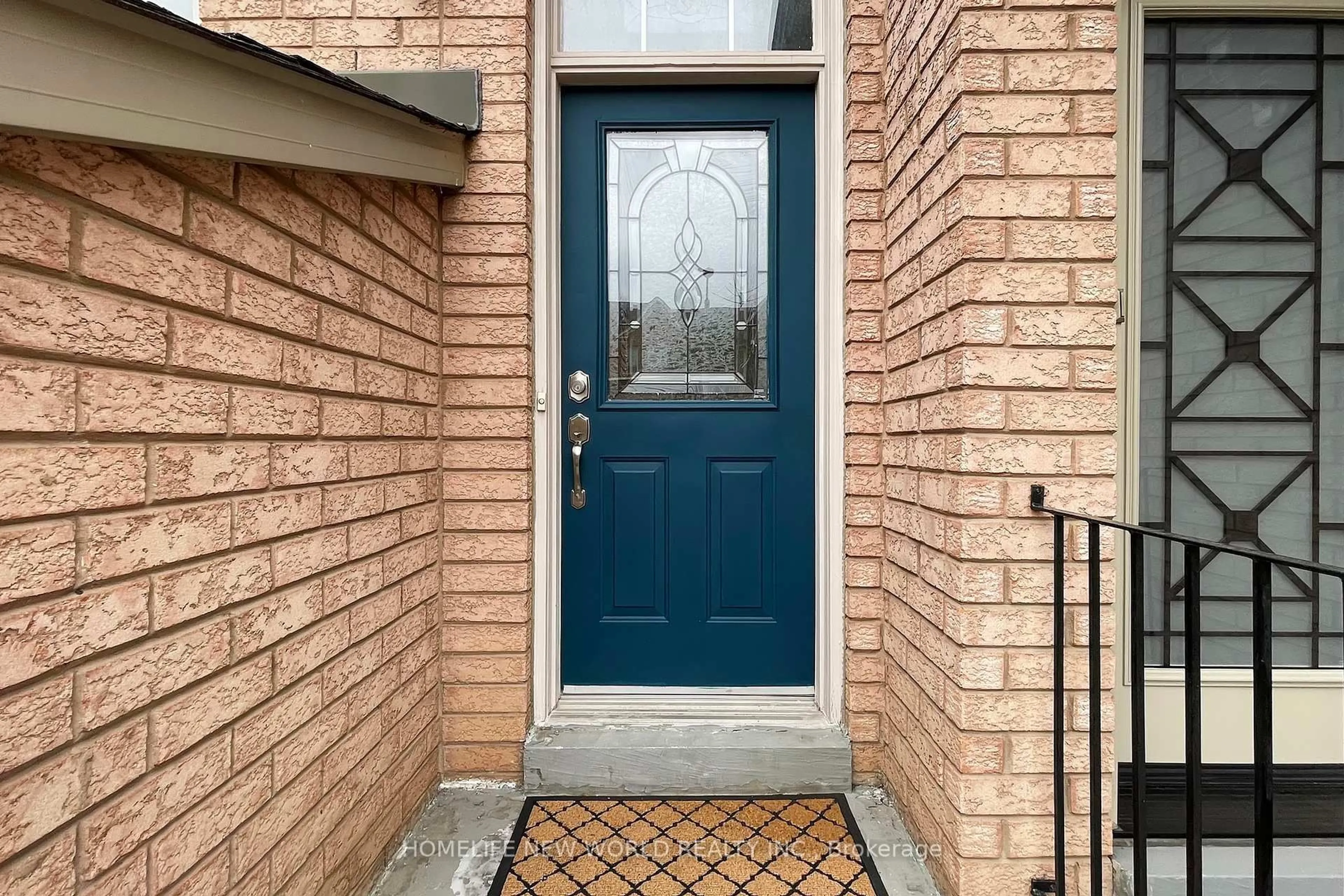 Indoor entryway for 50 Bluewater Cres, Toronto Ontario M8V 4A9