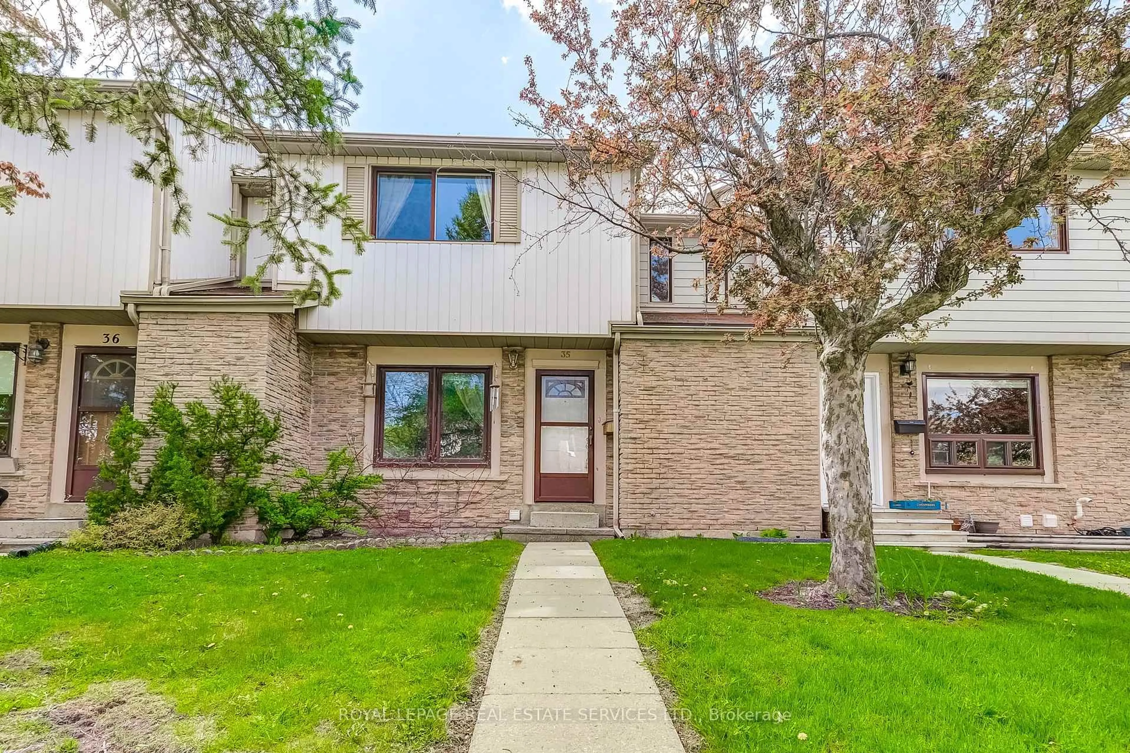 Unknown for 6540 Falconer Dr #35, Mississauga Ontario L5N 1M1
