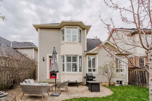 Primary image of 809 Trudeau Dr