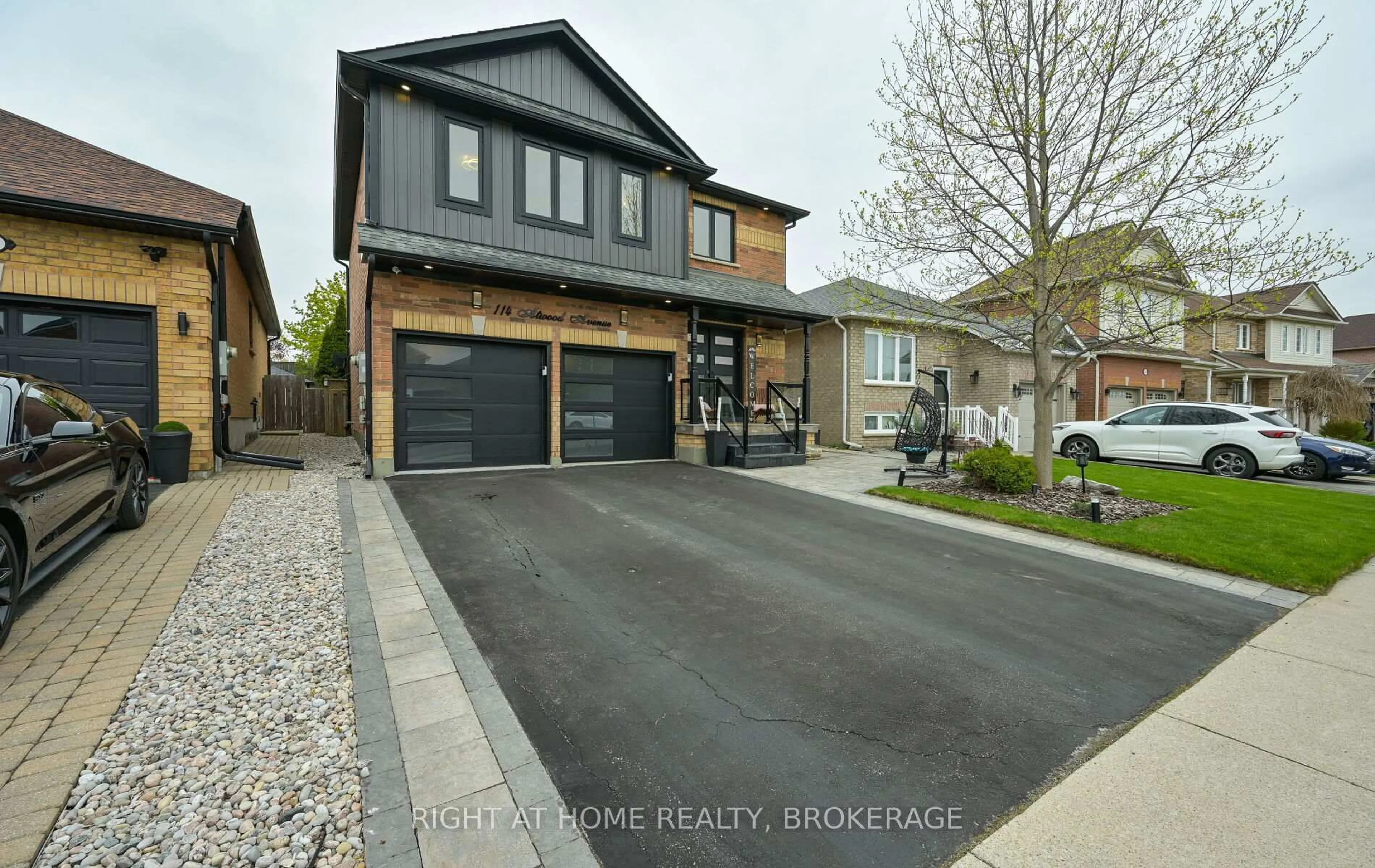 Home with brick exterior material, street for 114 Atwood Ave, Halton Hills Ontario L7G 6C5