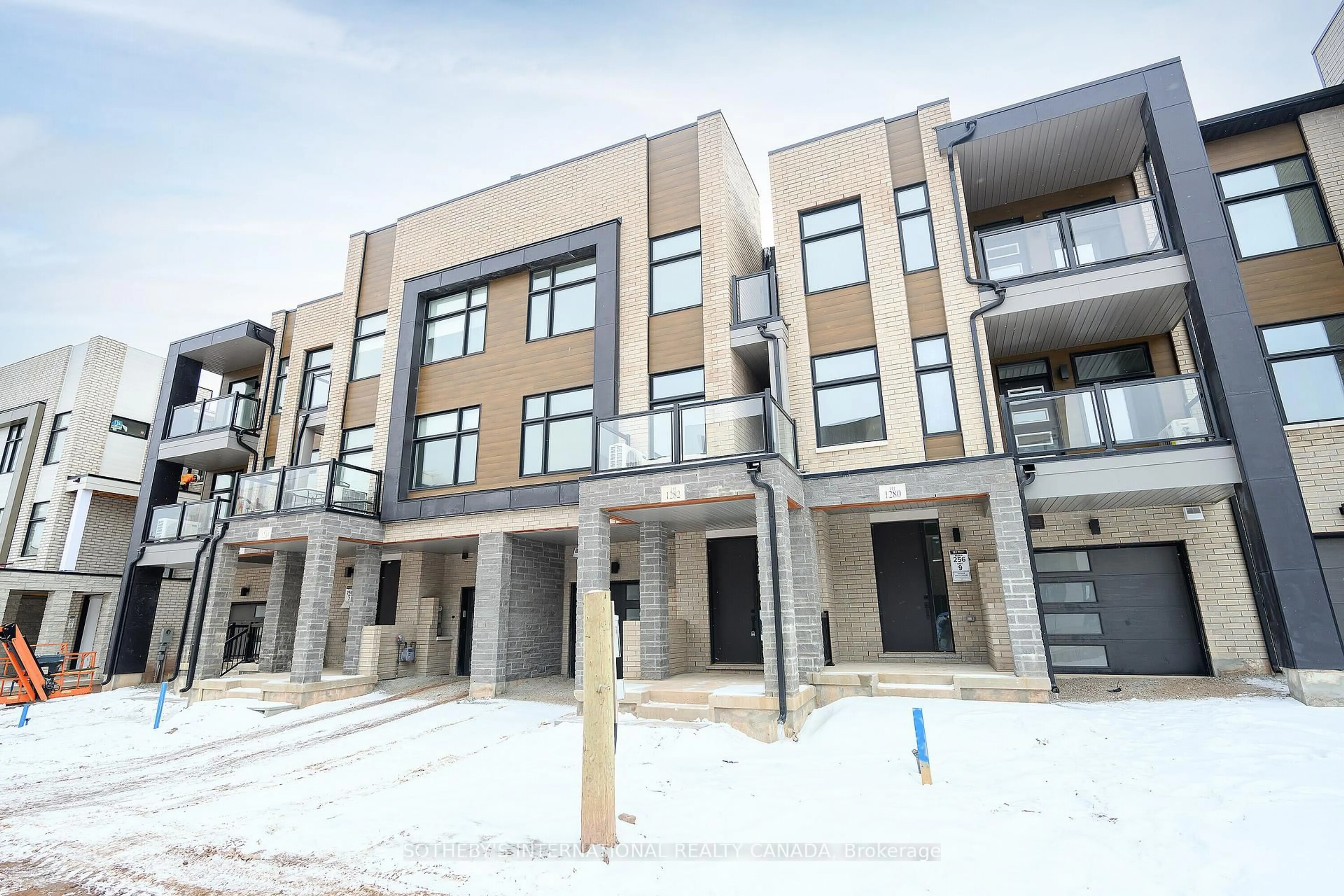 Unknown for 1282 Dempster Lane, Oakville Ontario L6H 7Y7
