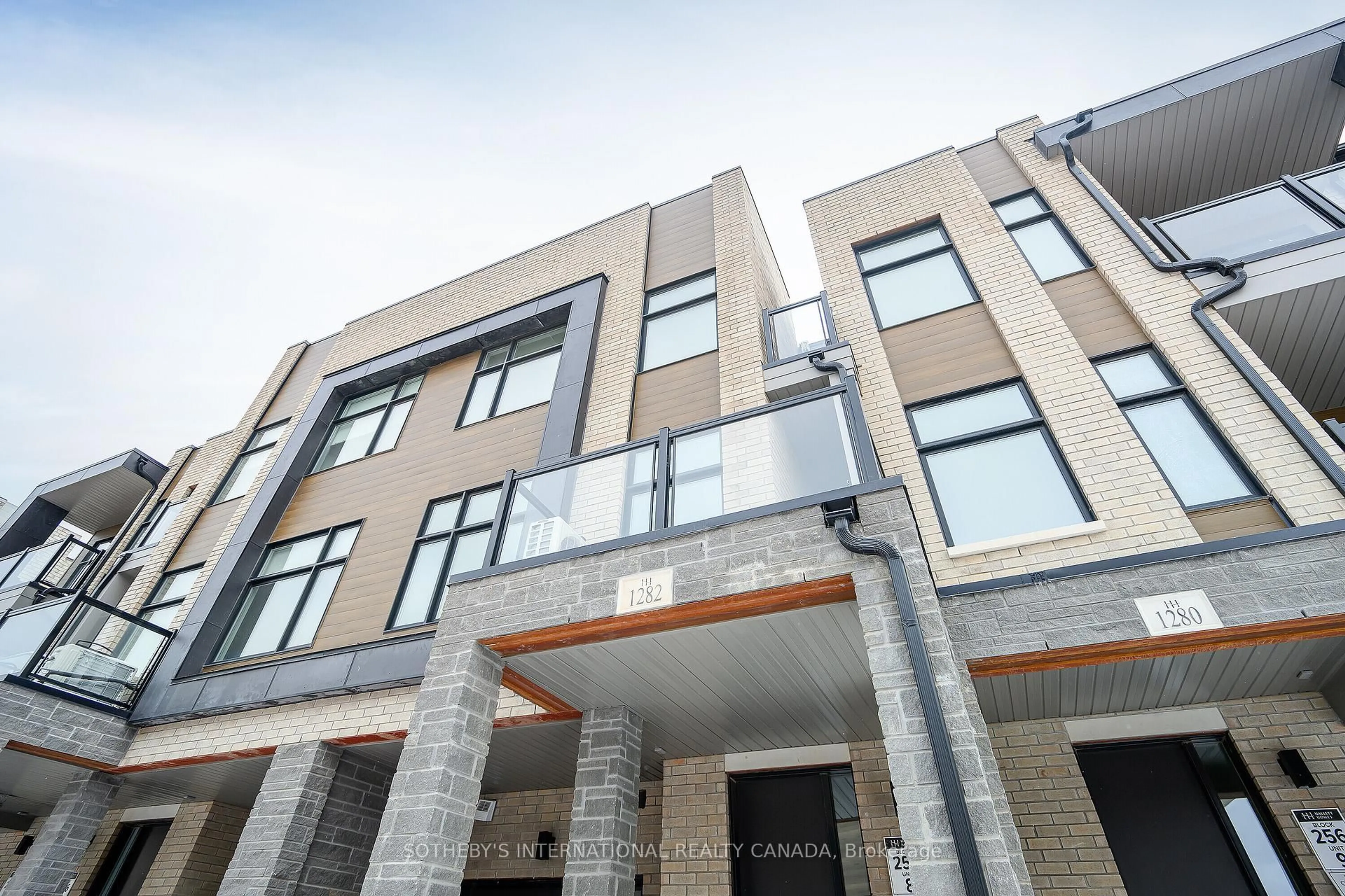 Unknown for 1282 Dempster Lane, Oakville Ontario L6H 7Y7
