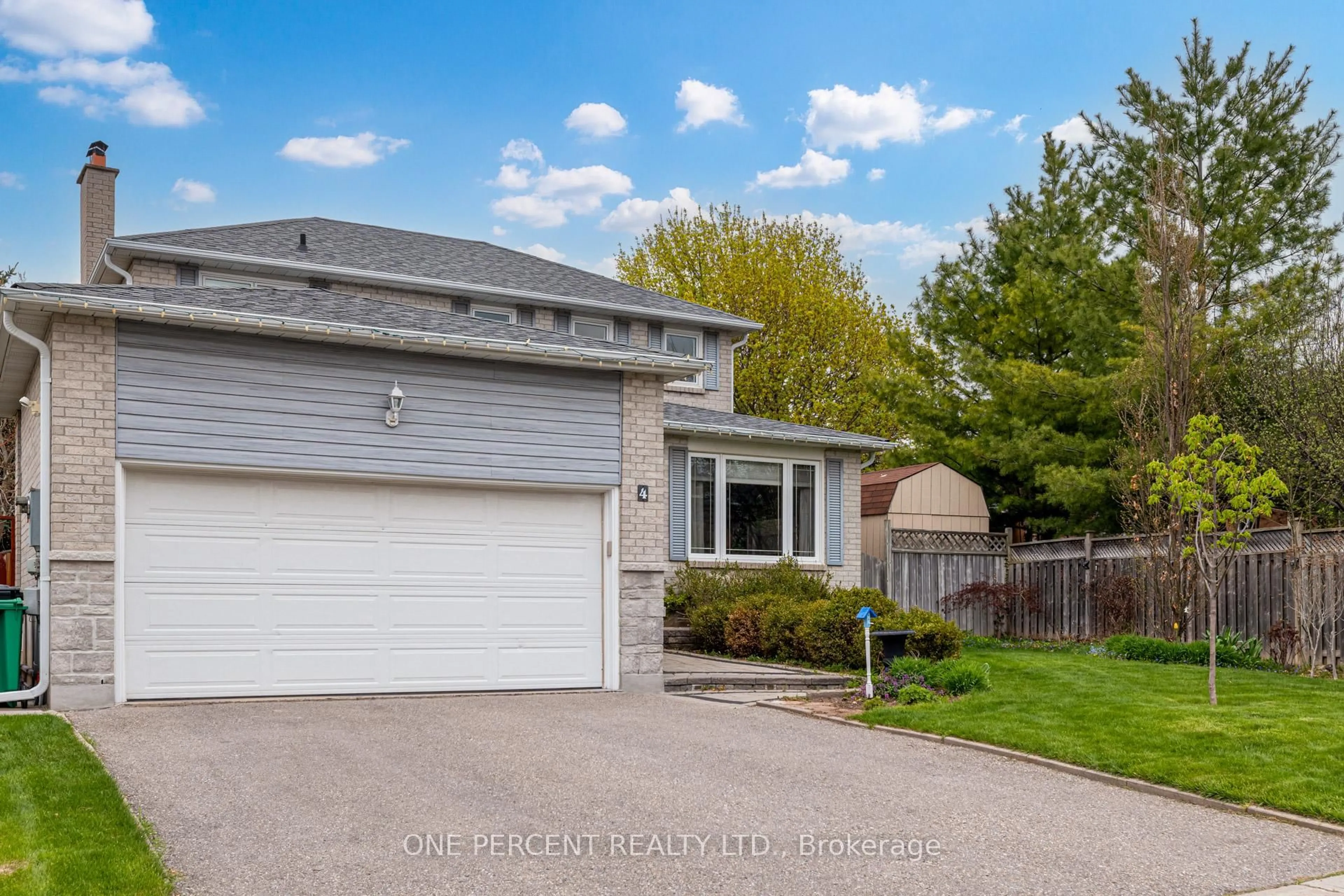 Home with vinyl exterior material, street for 4 Culpepper Crt, Caledon Ontario L7E 5V7