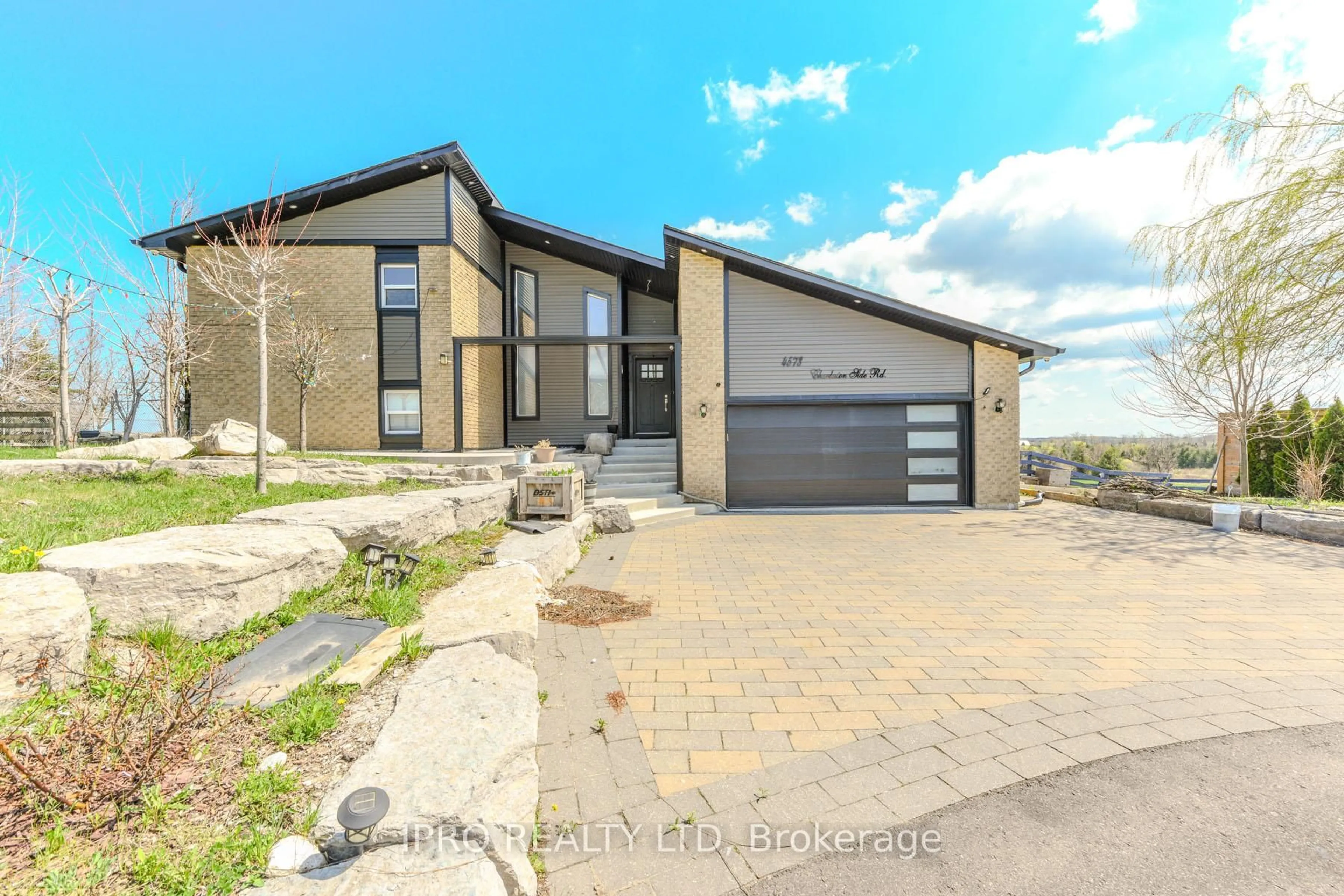 Home with brick exterior material, street for 4573 Charleston Sdrd, Caledon Ontario L7K 0S7