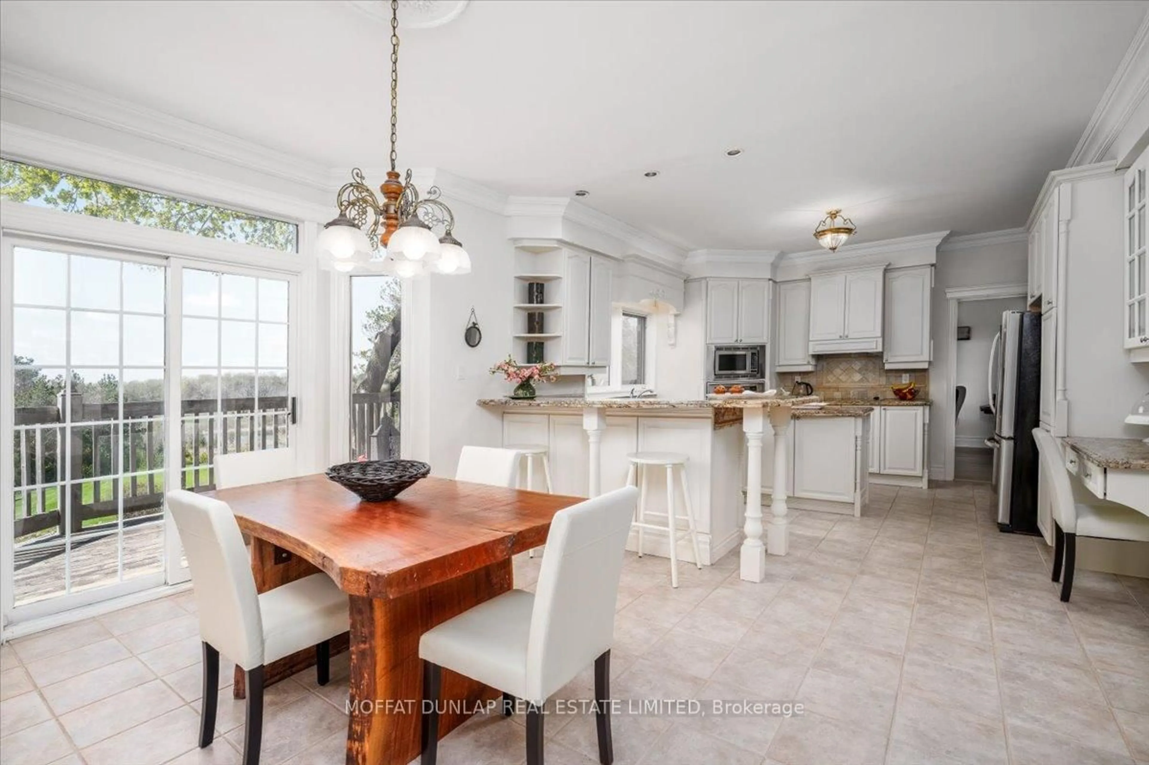 Open concept kitchen, ceramic/tile floor for 15316 Mount Wolfe Rd, Caledon Ontario L7E 3N7