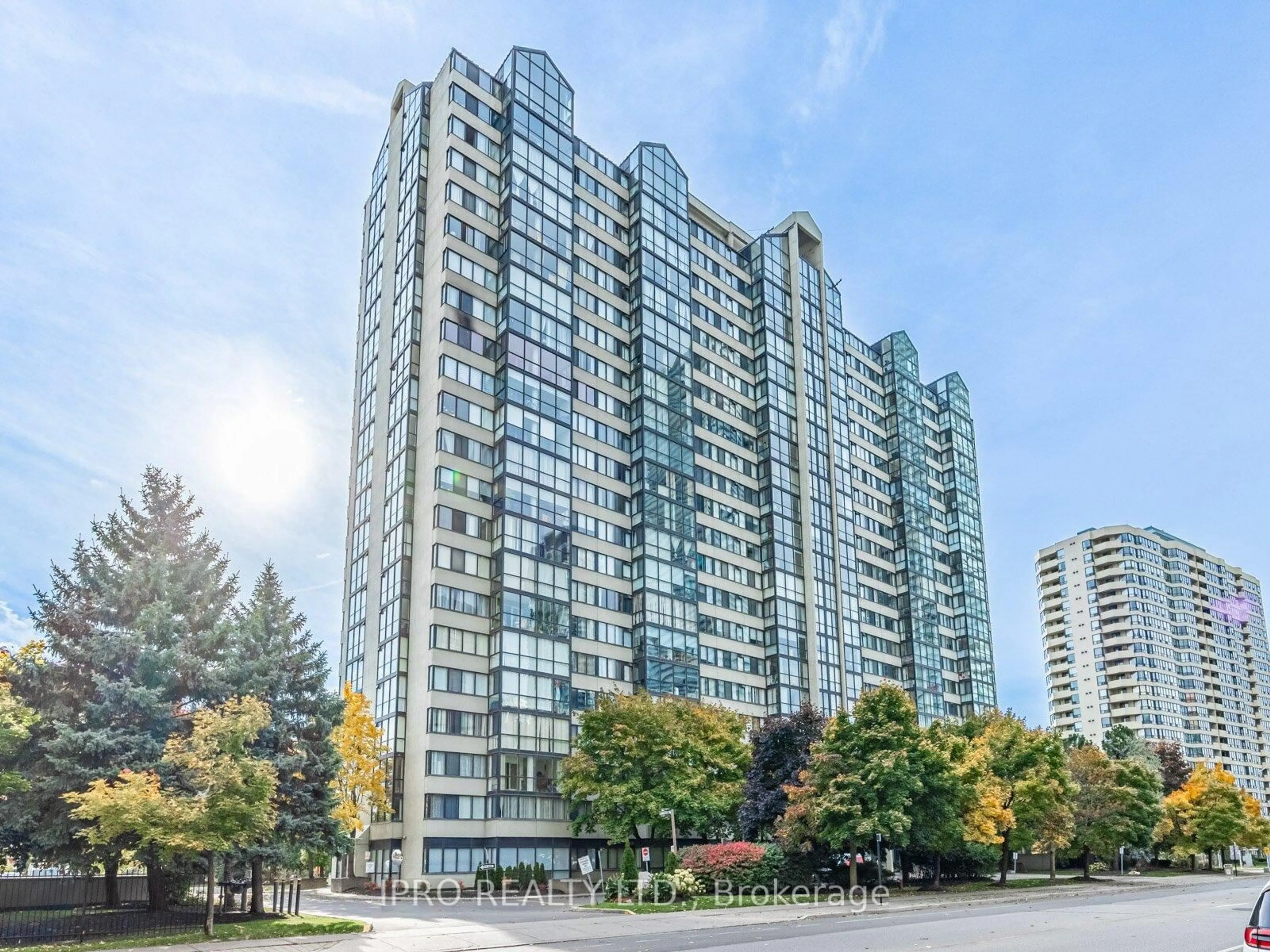 Unknown for 350 Webb Dr #1806, Mississauga Ontario L5B 3N6