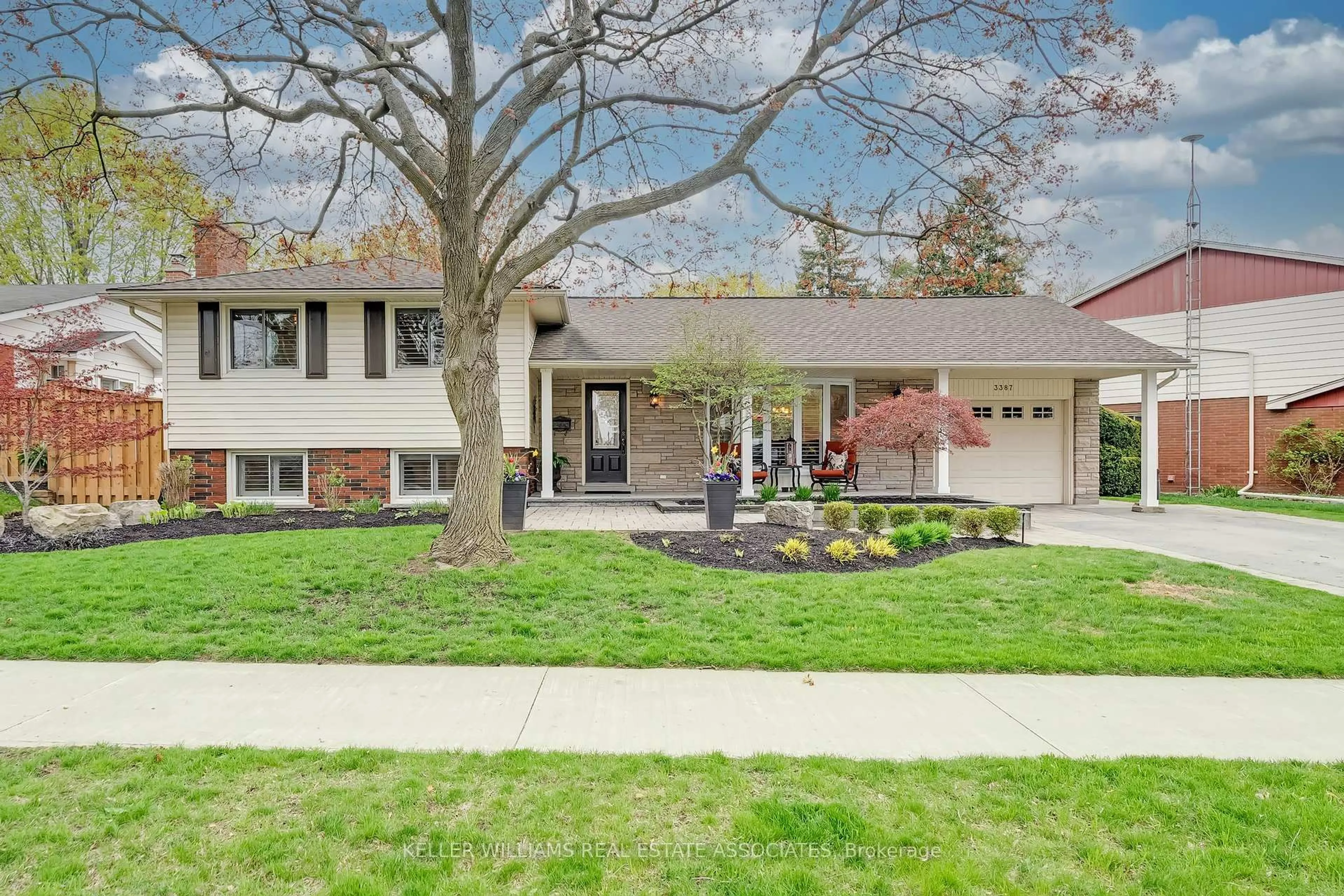 Home with brick exterior material, street for 3387 Regal Rd, Burlington Ontario L7N 1L9