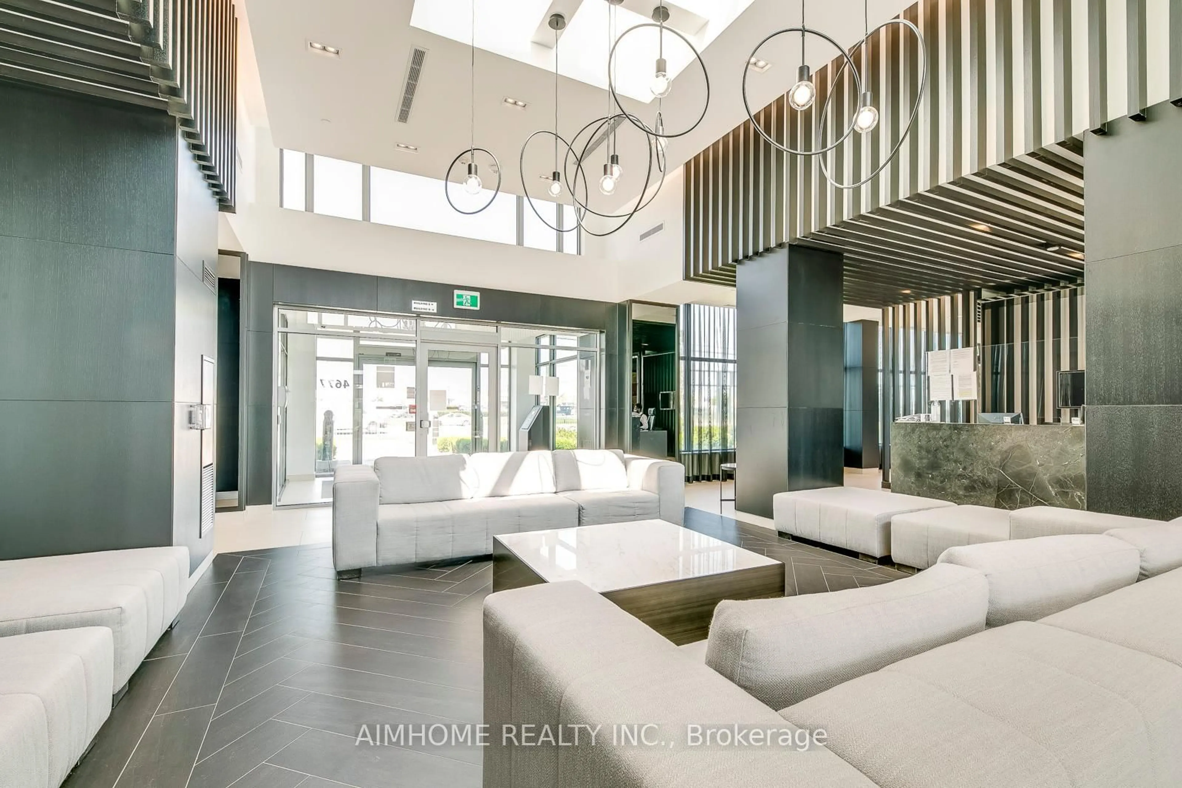 Lobby for 4699 Glen Erin Dr #1807, Mississauga Ontario L5M 2E5