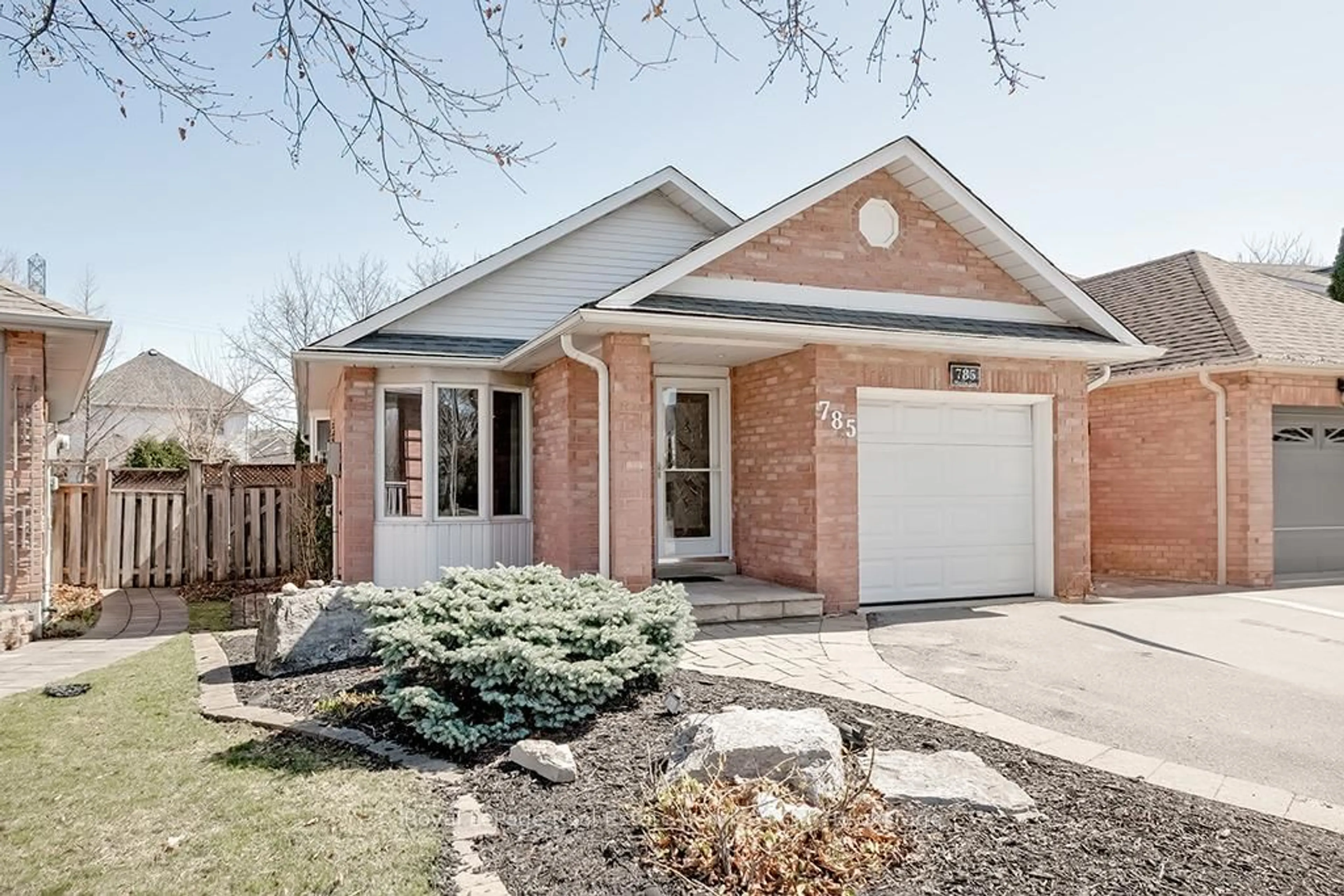 Home with brick exterior material, street for 785 Miriam Cres, Burlington Ontario L7S 2B7