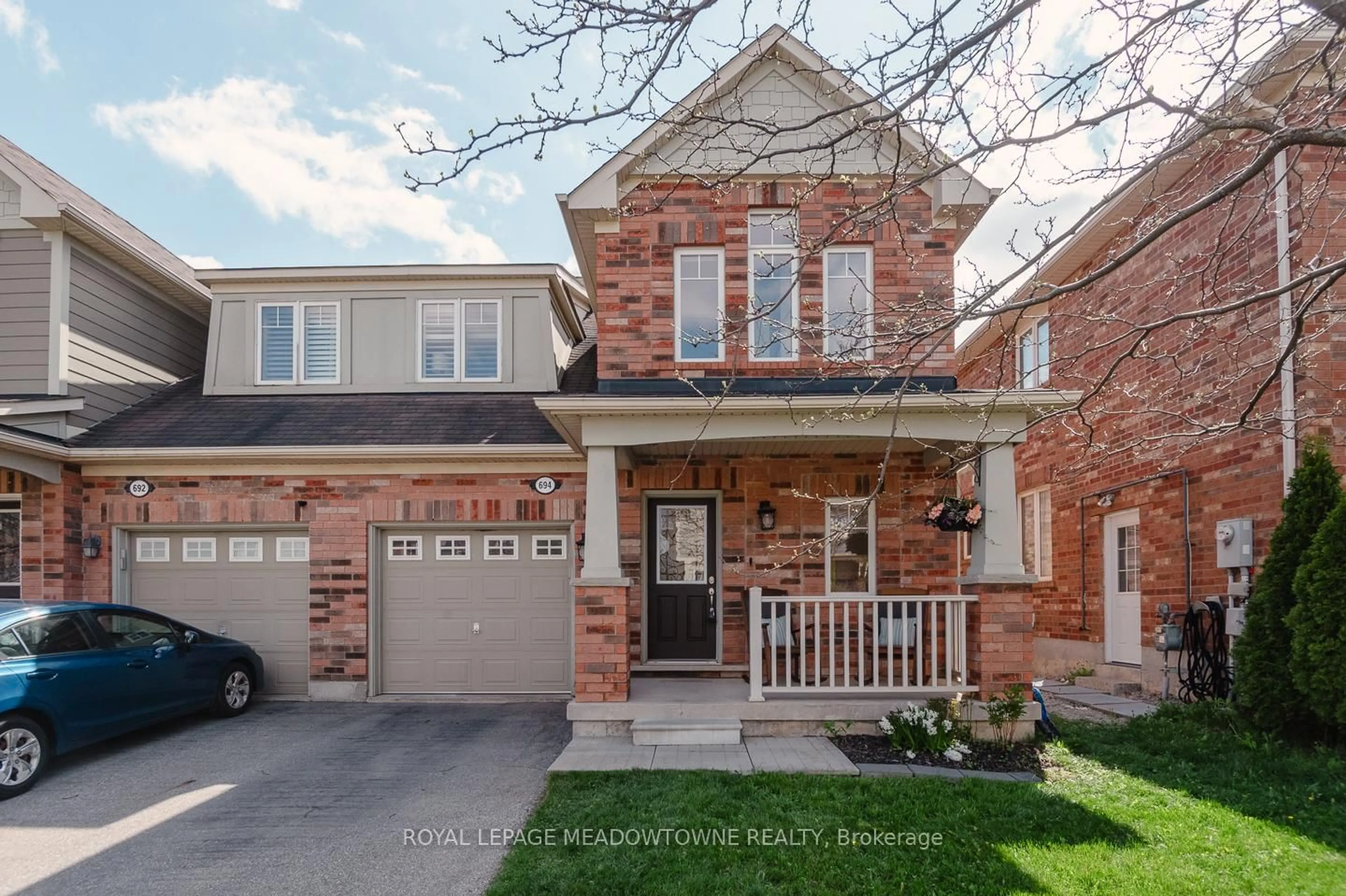Home with brick exterior material, street for 694 Rayner Crt, Milton Ontario L9T 0N9